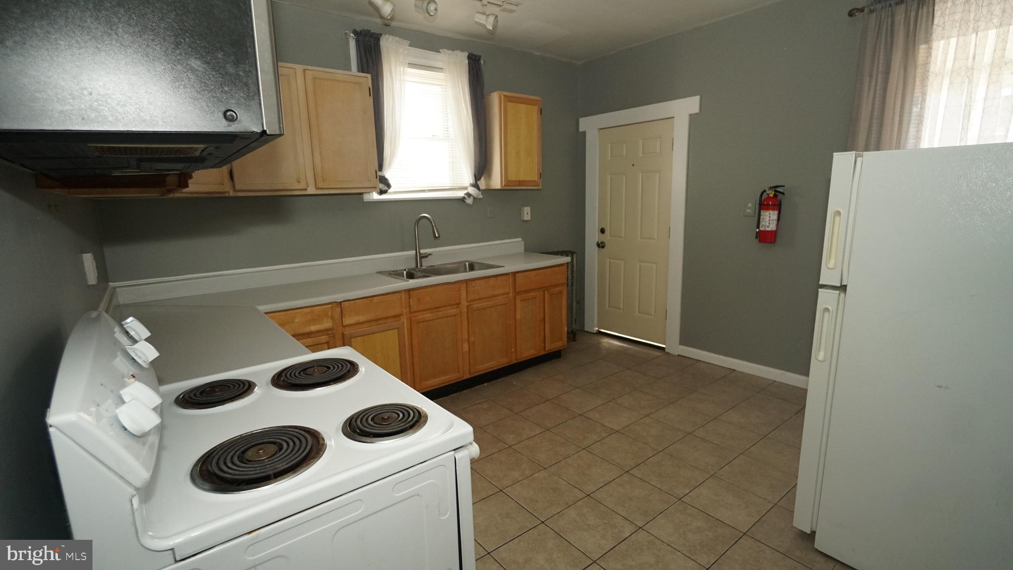 NORRISTOWN - Residential