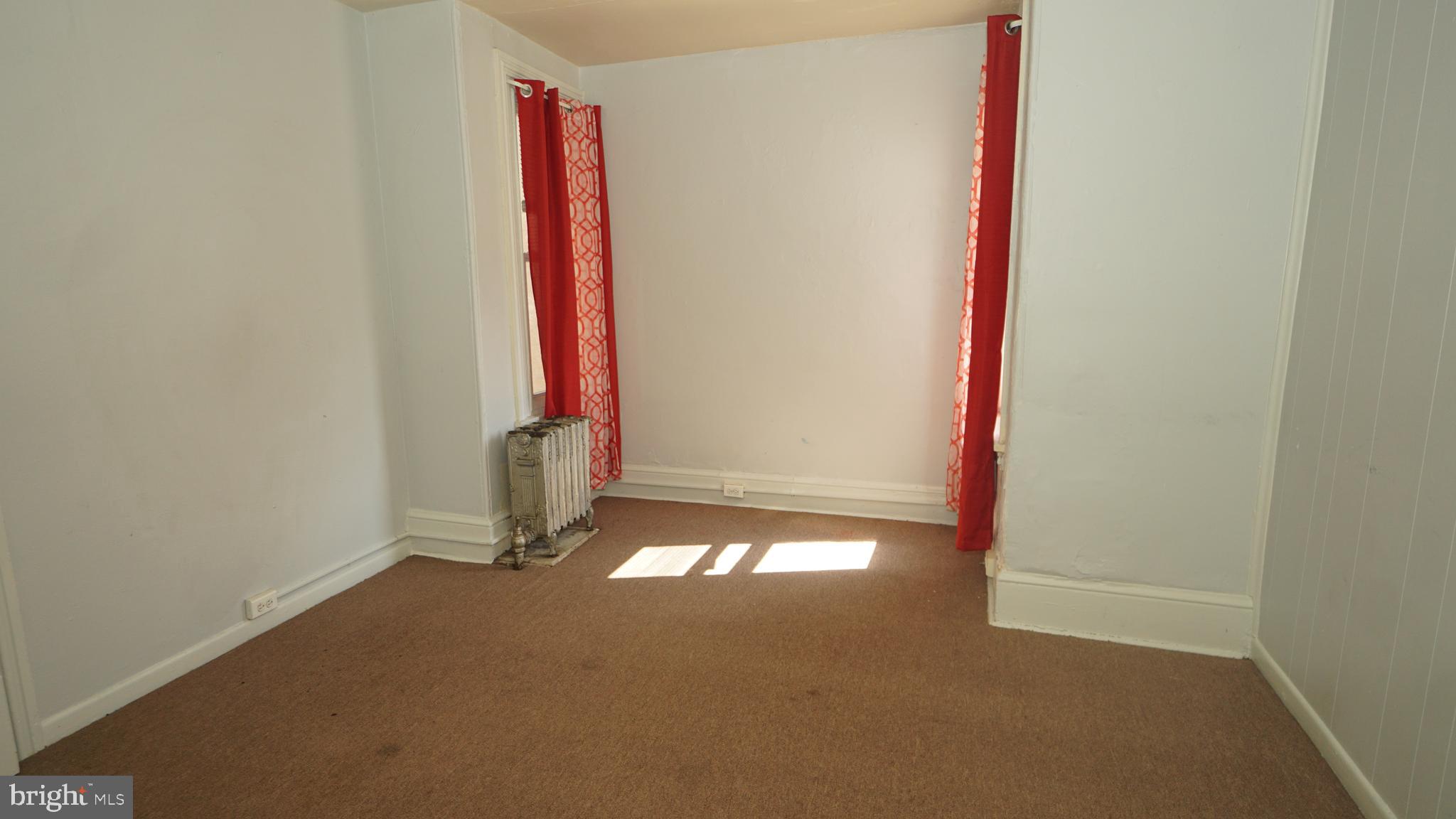 NORRISTOWN - Residential