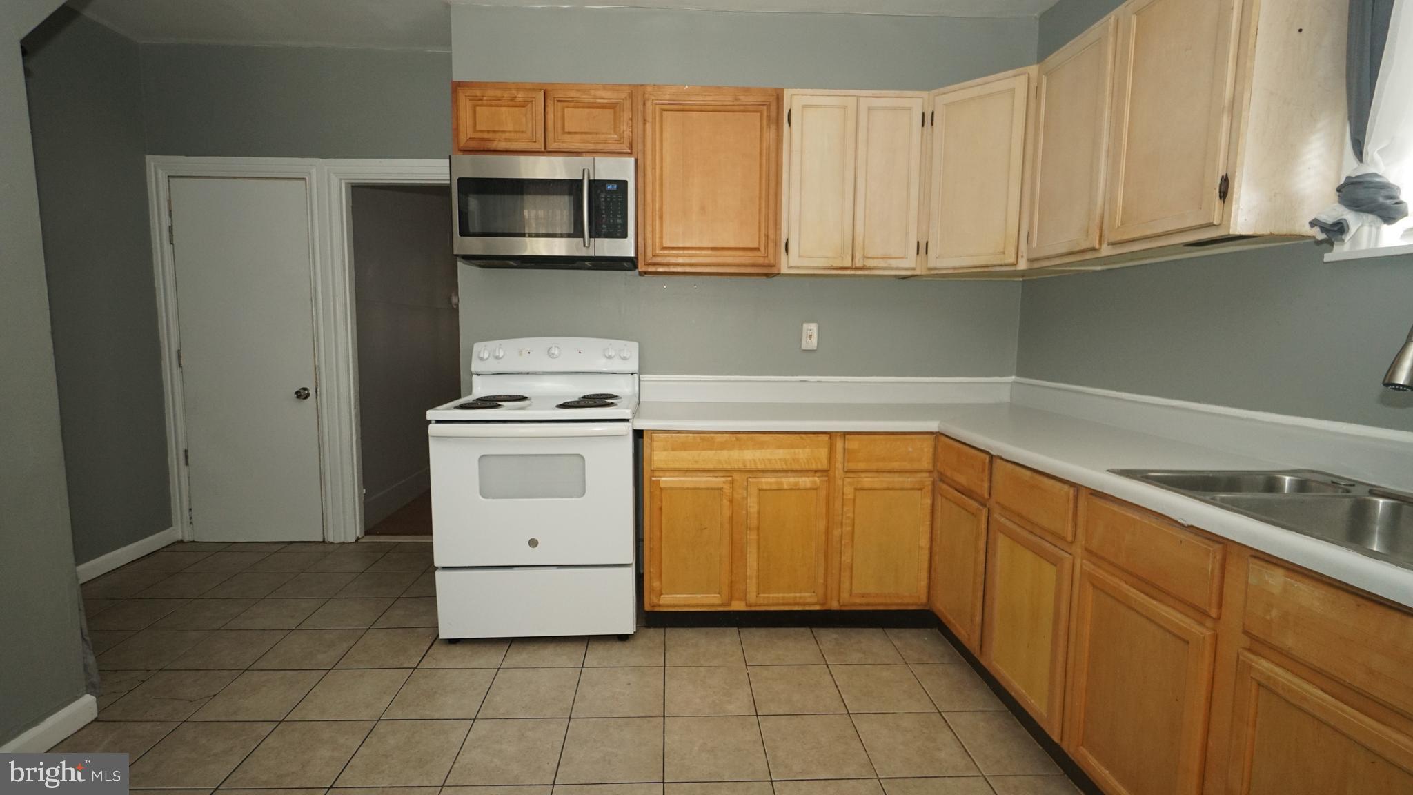 NORRISTOWN - Residential