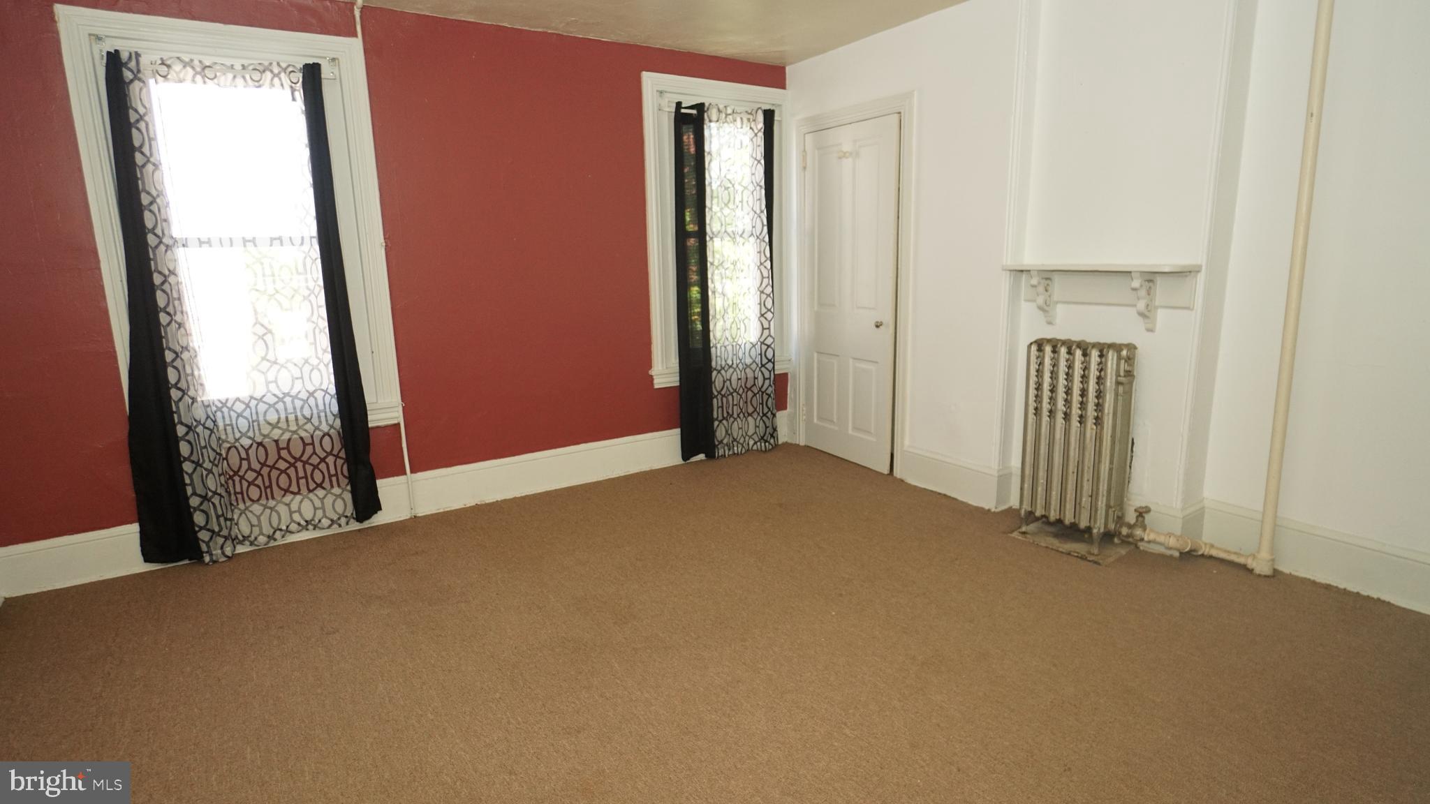 NORRISTOWN - Residential