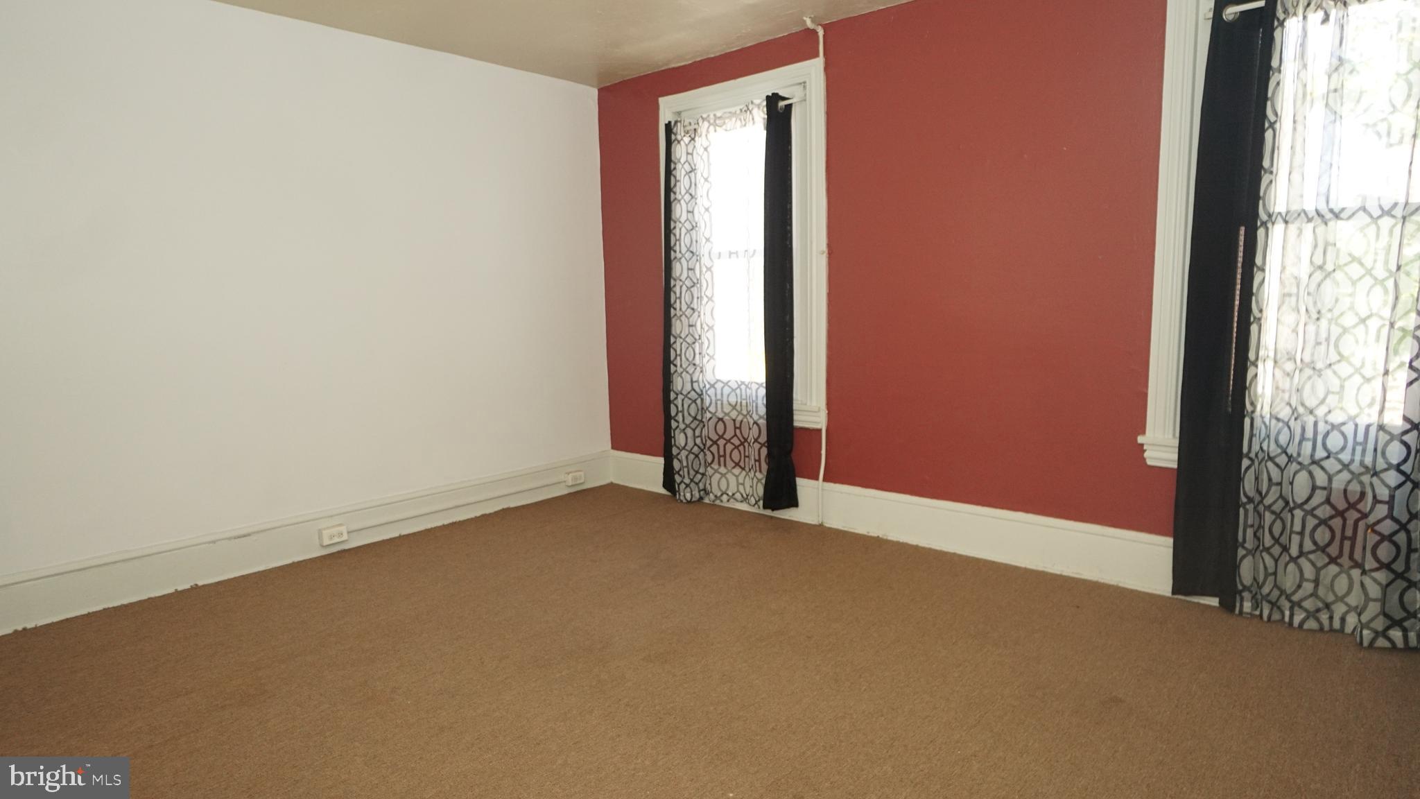 NORRISTOWN - Residential