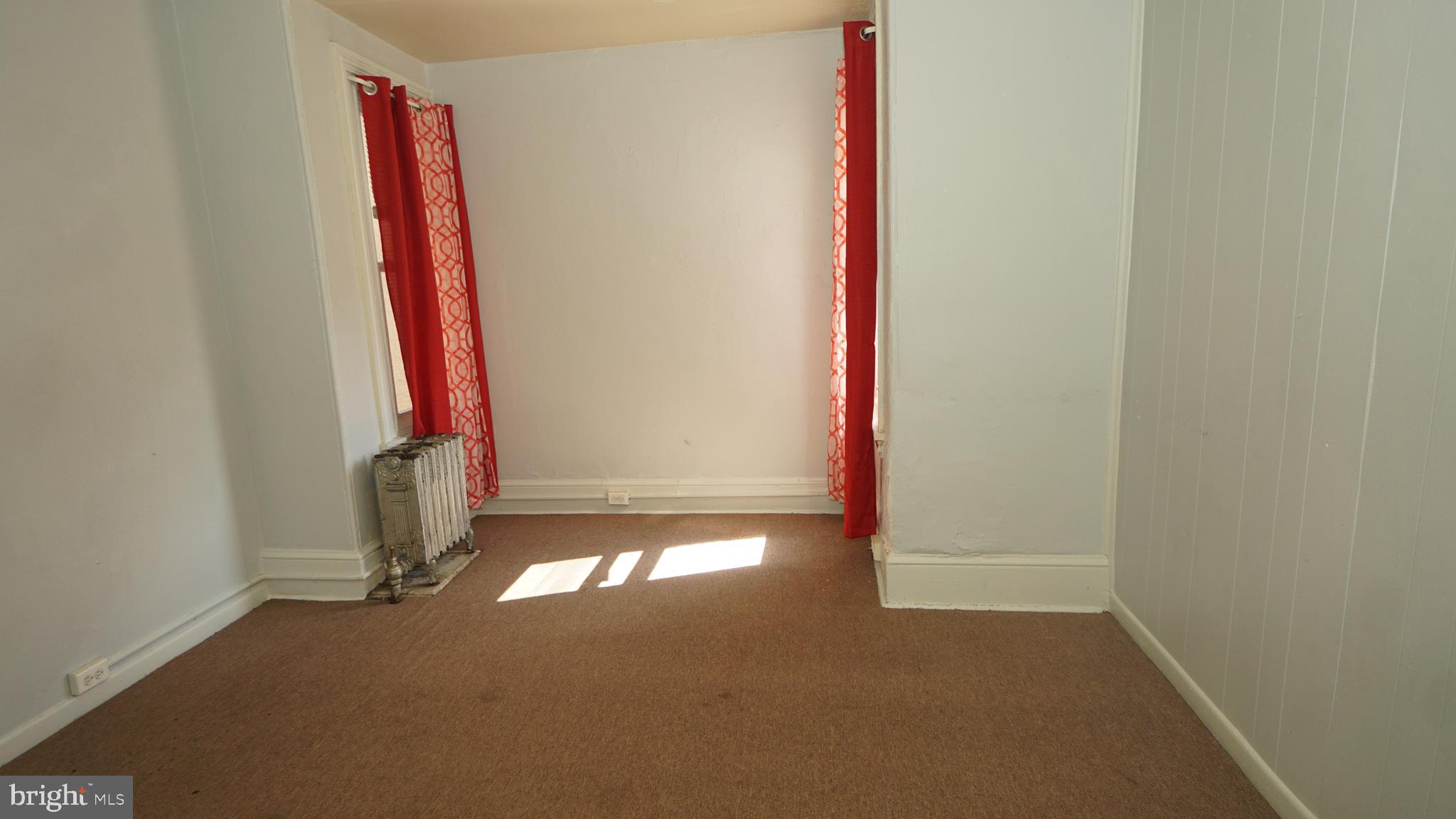 NORRISTOWN - Residential