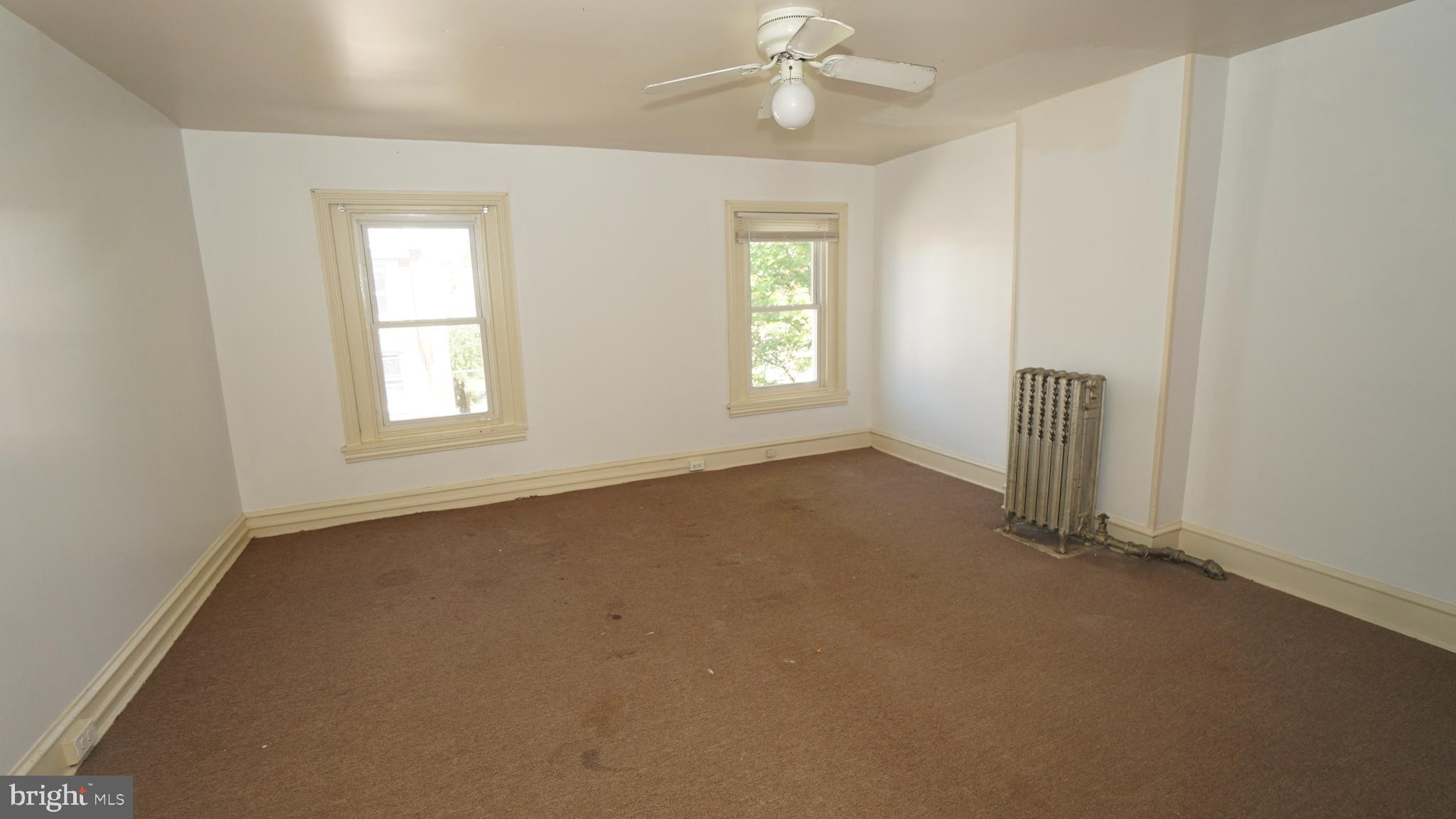 NORRISTOWN - Residential