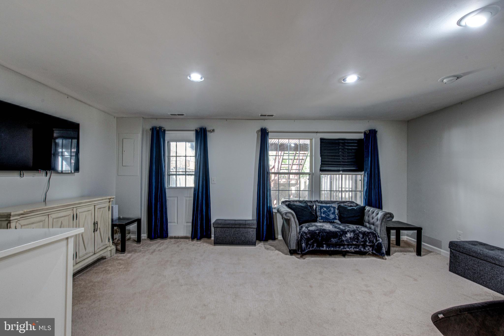 SULLY STATION II - Residential