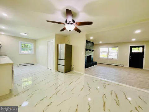 MLS: NJOC2033692