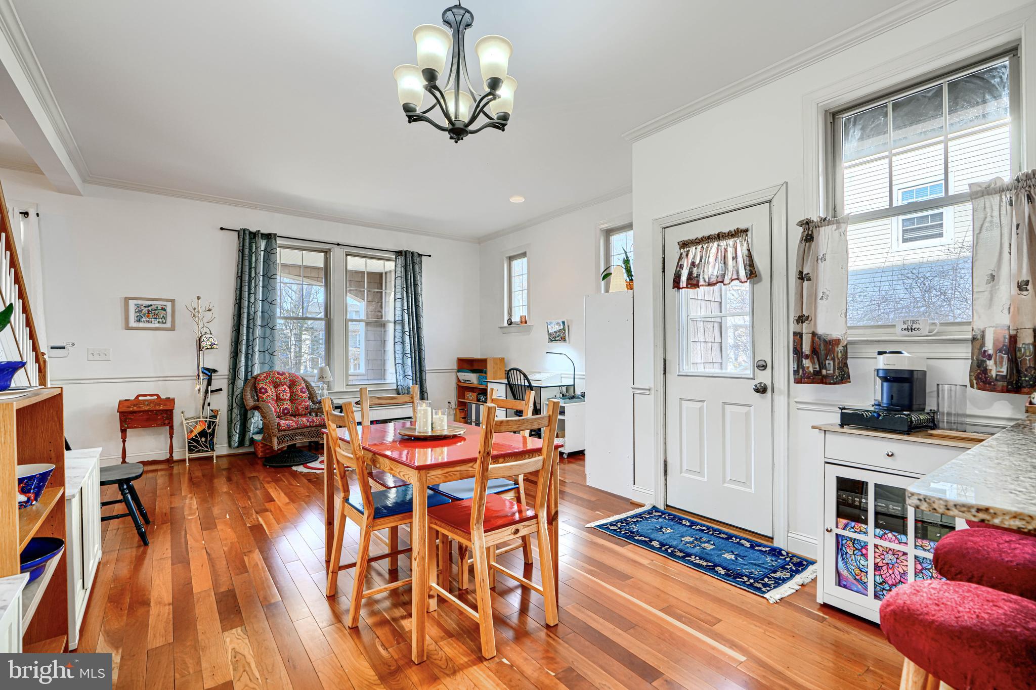 MOUNT WASHINGTON - Residential