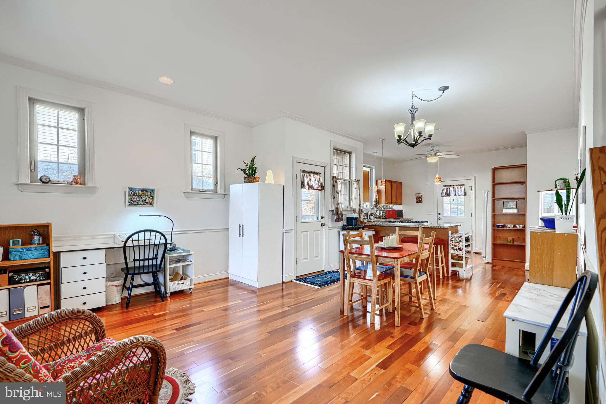 MOUNT WASHINGTON - Residential