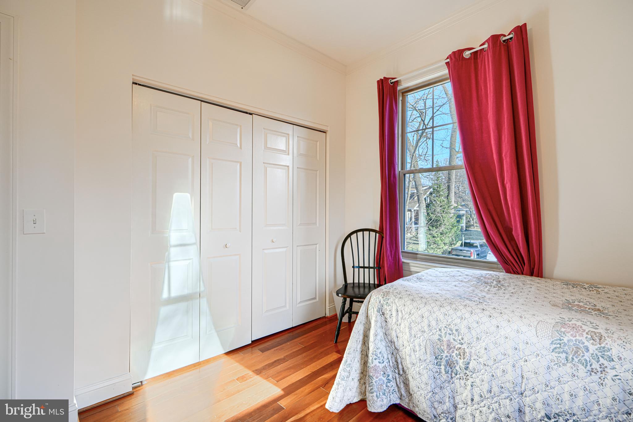 MOUNT WASHINGTON - Residential