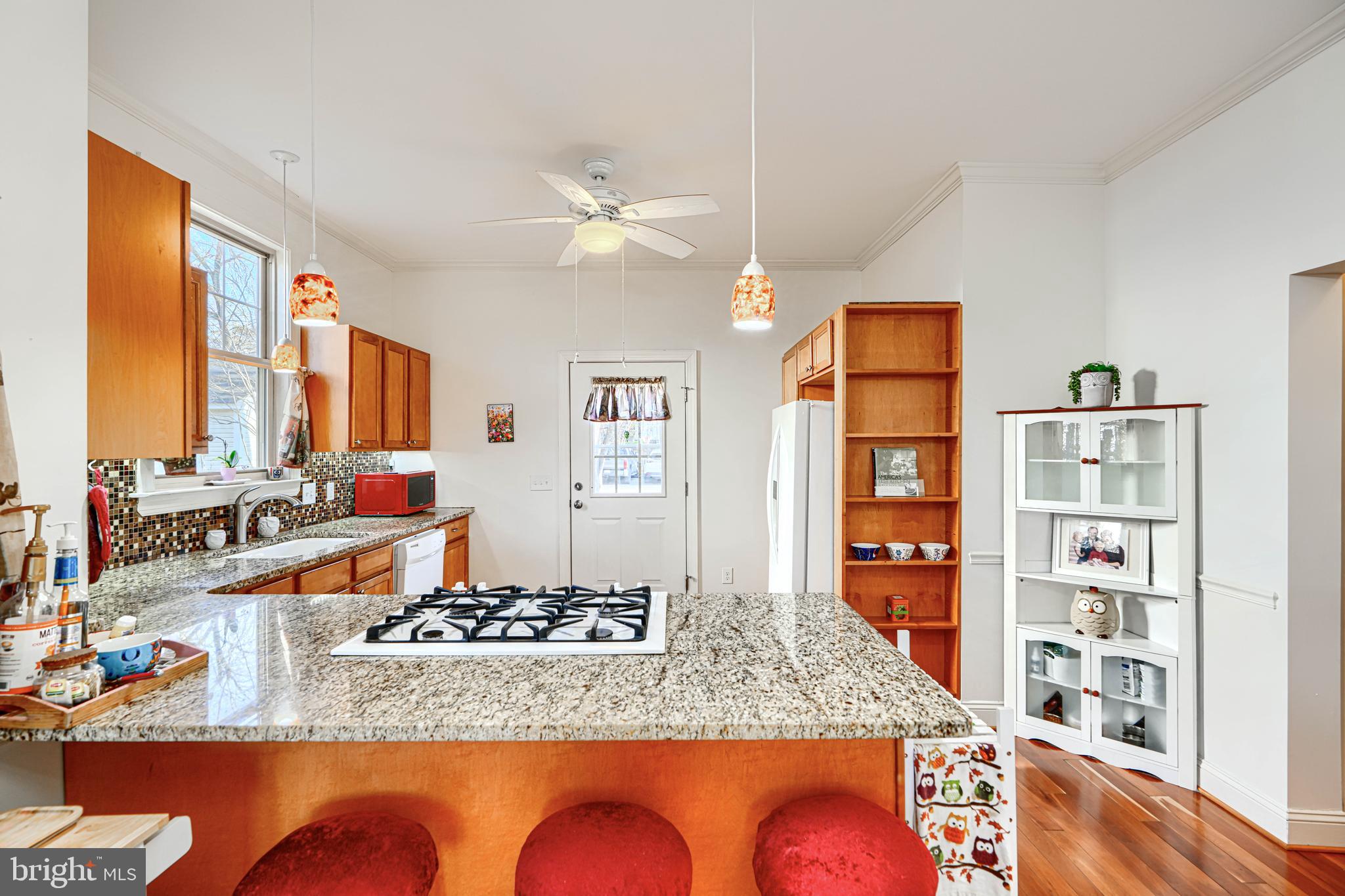 MOUNT WASHINGTON - Residential