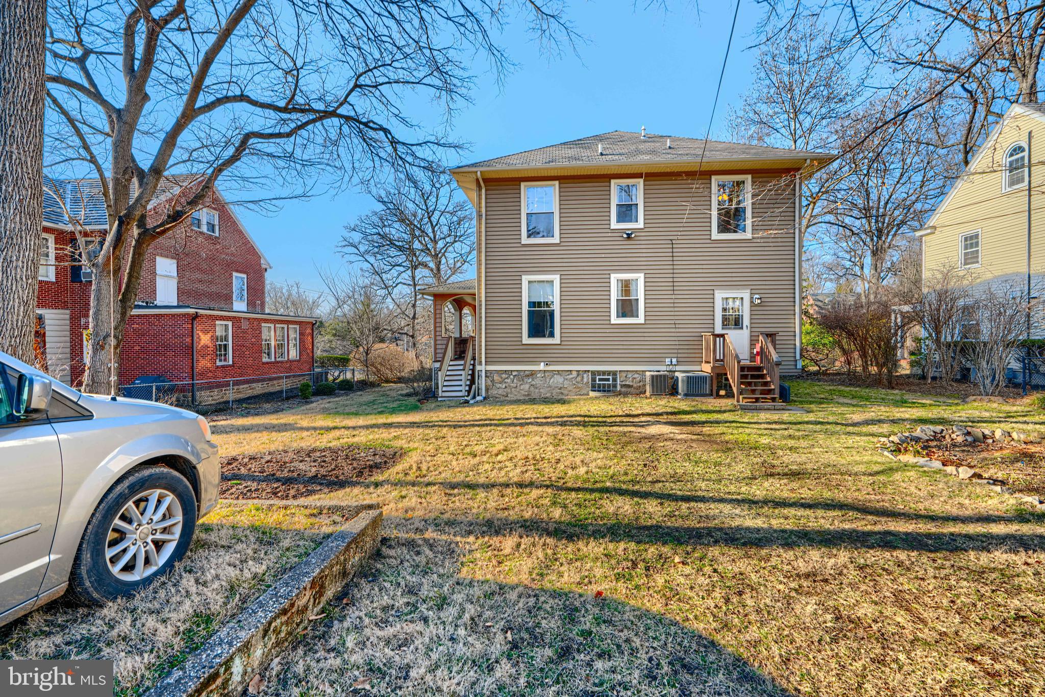MOUNT WASHINGTON - Residential
