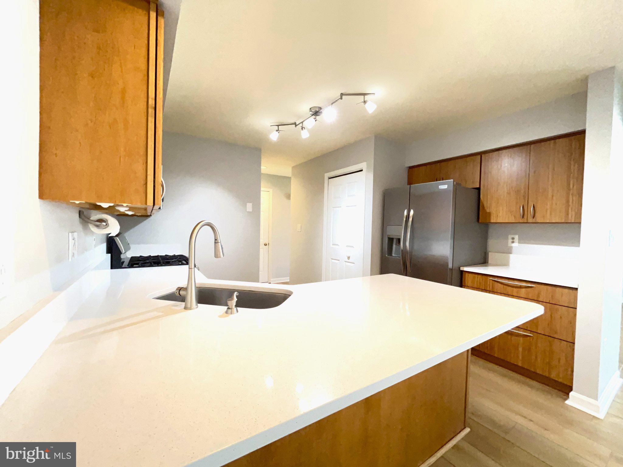 2915 WINTERS CHASE WAY