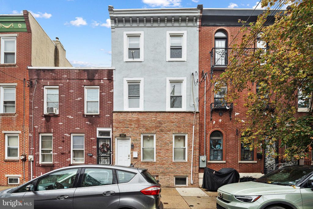 Photo of 2017 Catharine Street, PHILADELPHIA, PA 19146 (MLS # PAPH2524542)