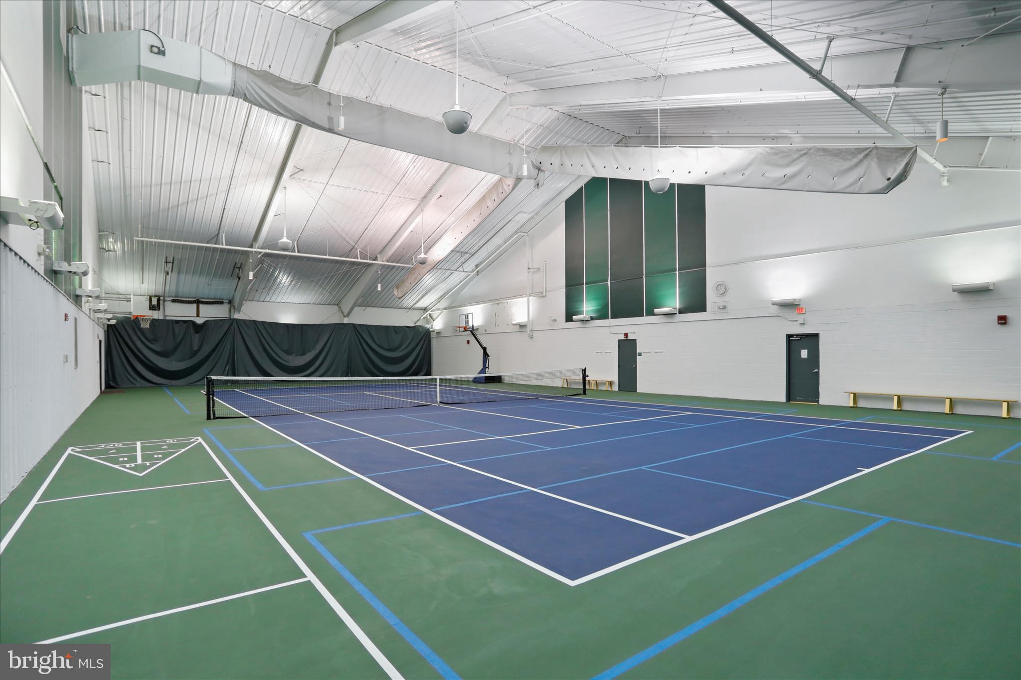 THE WOODS RESORT - Residential