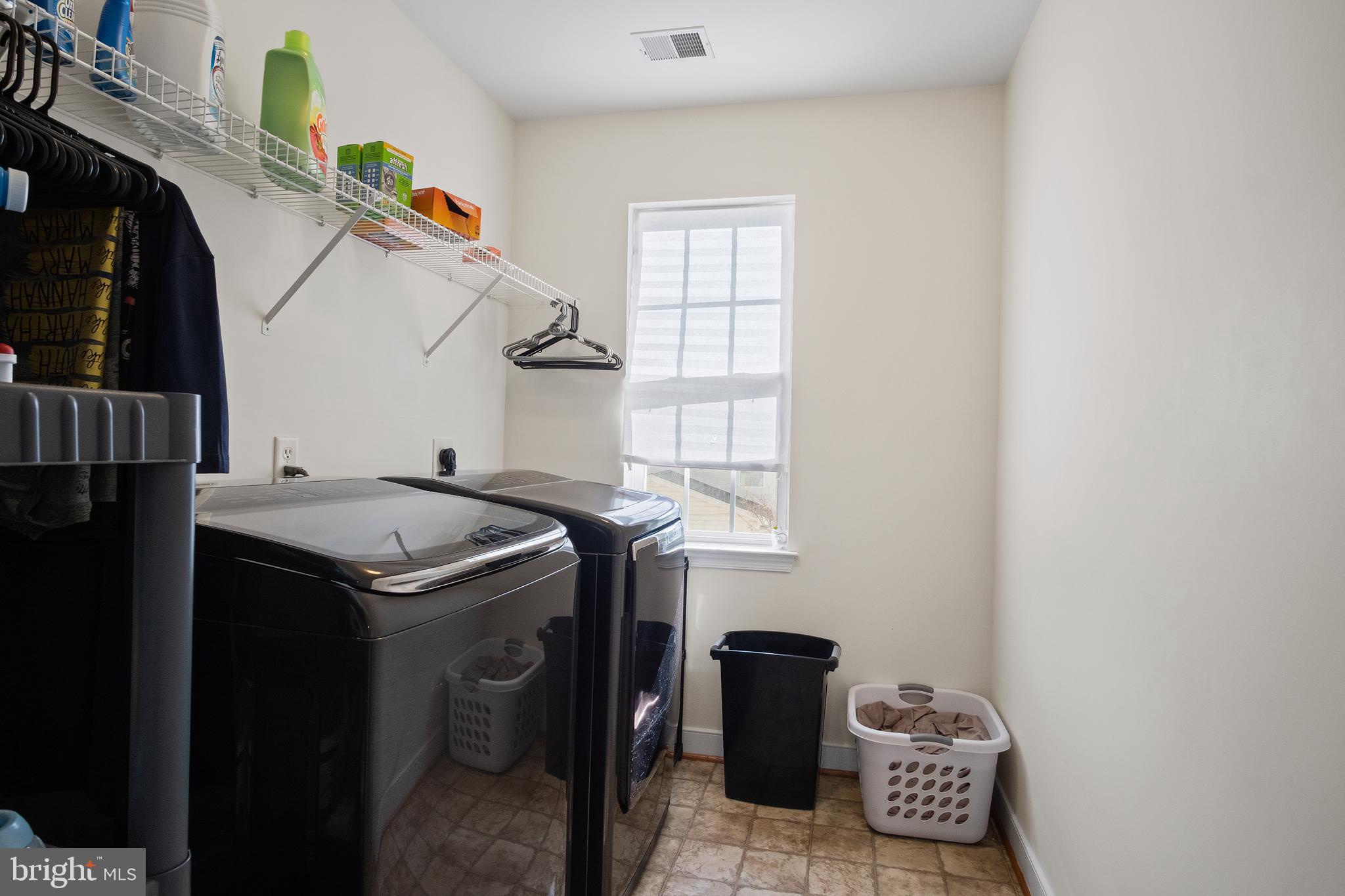 CHARLES CROSSING - Residential