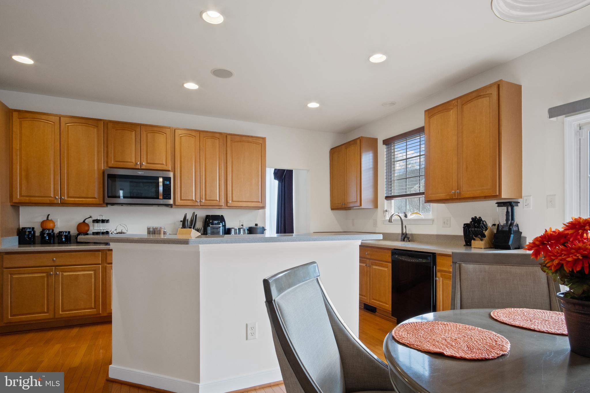 CHARLES CROSSING - Residential