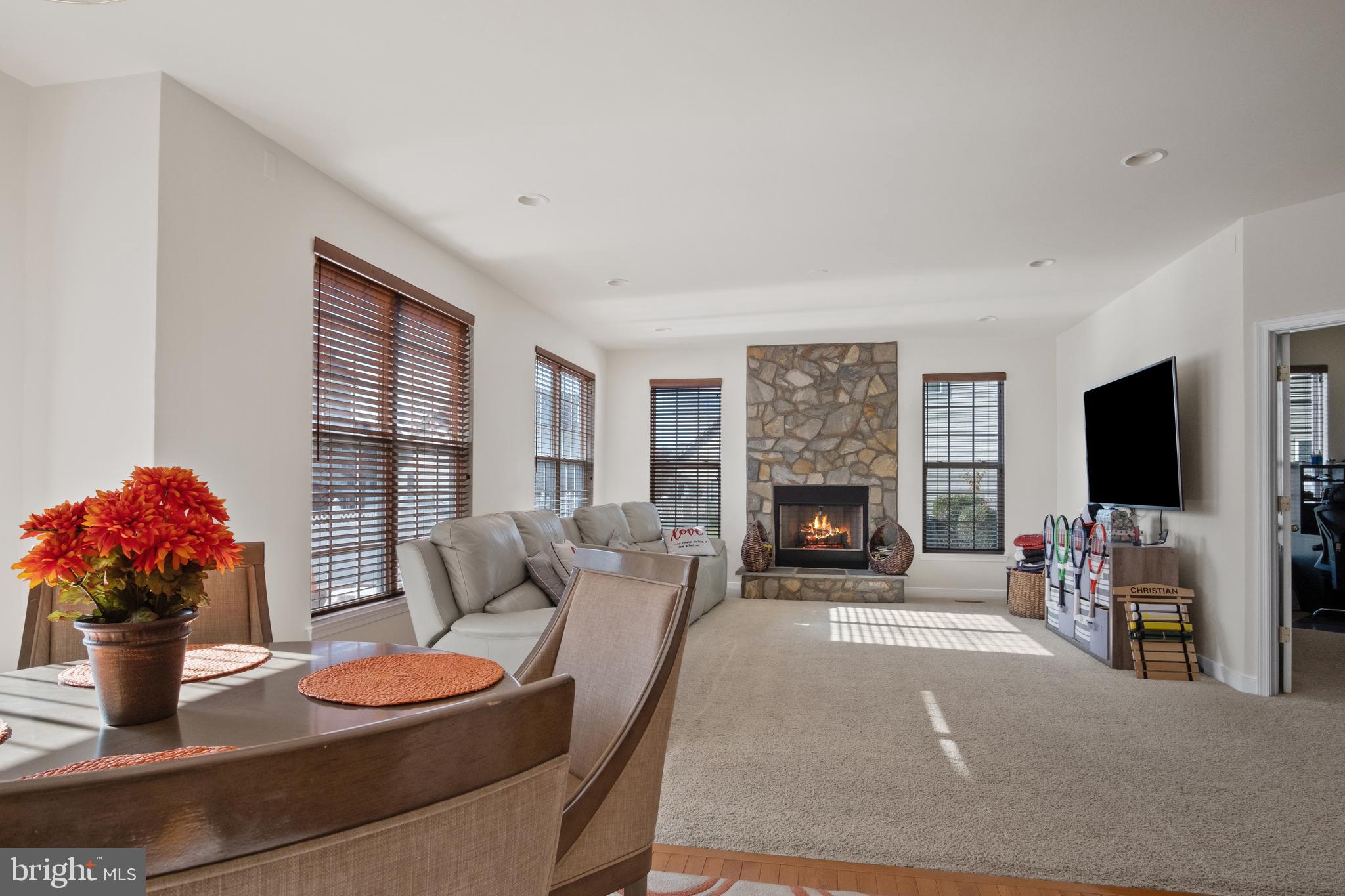 CHARLES CROSSING - Residential