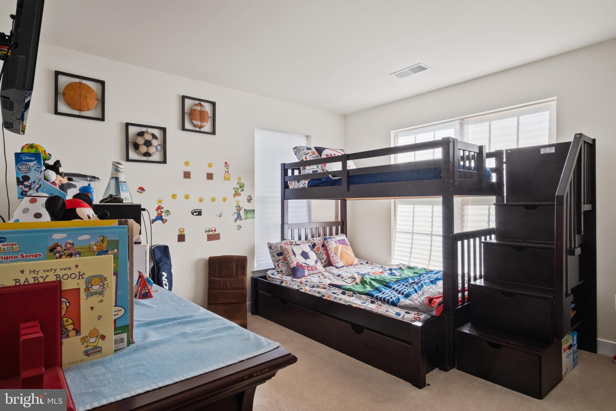 CHARLES CROSSING - Residential