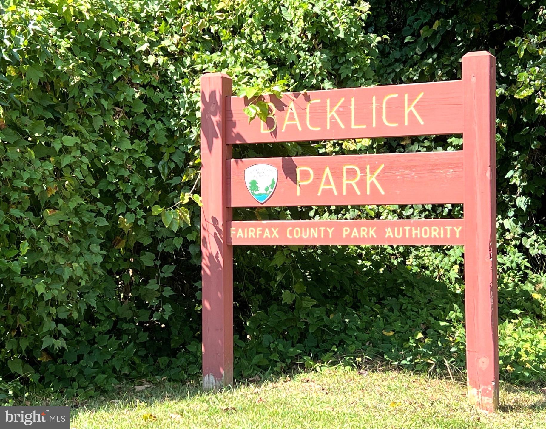 HERITAGE VILLAGE - Residential