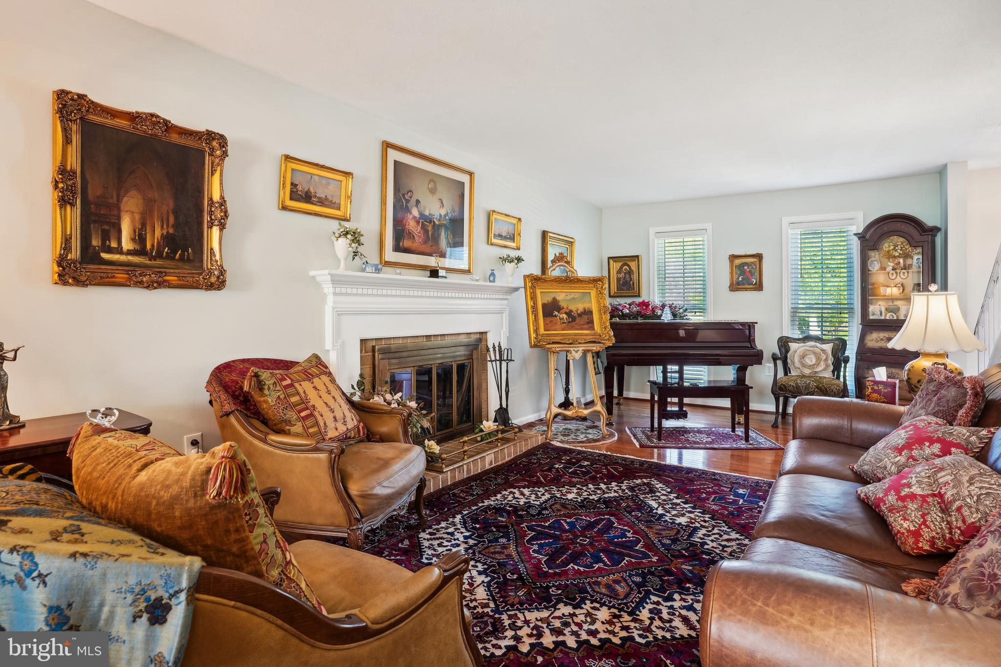 HERITAGE VILLAGE - Residential