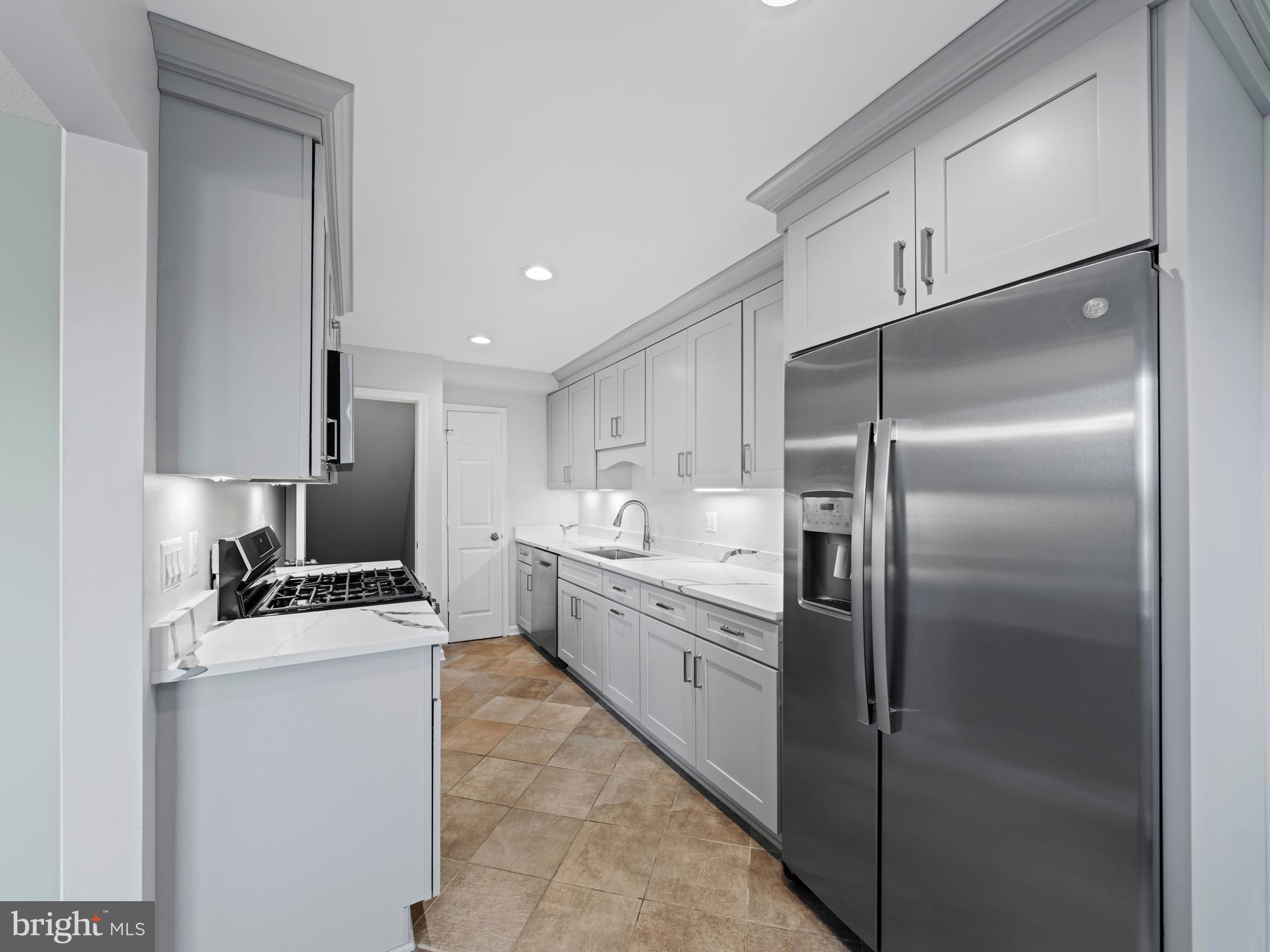 HERITAGE VILLAGE - Residential