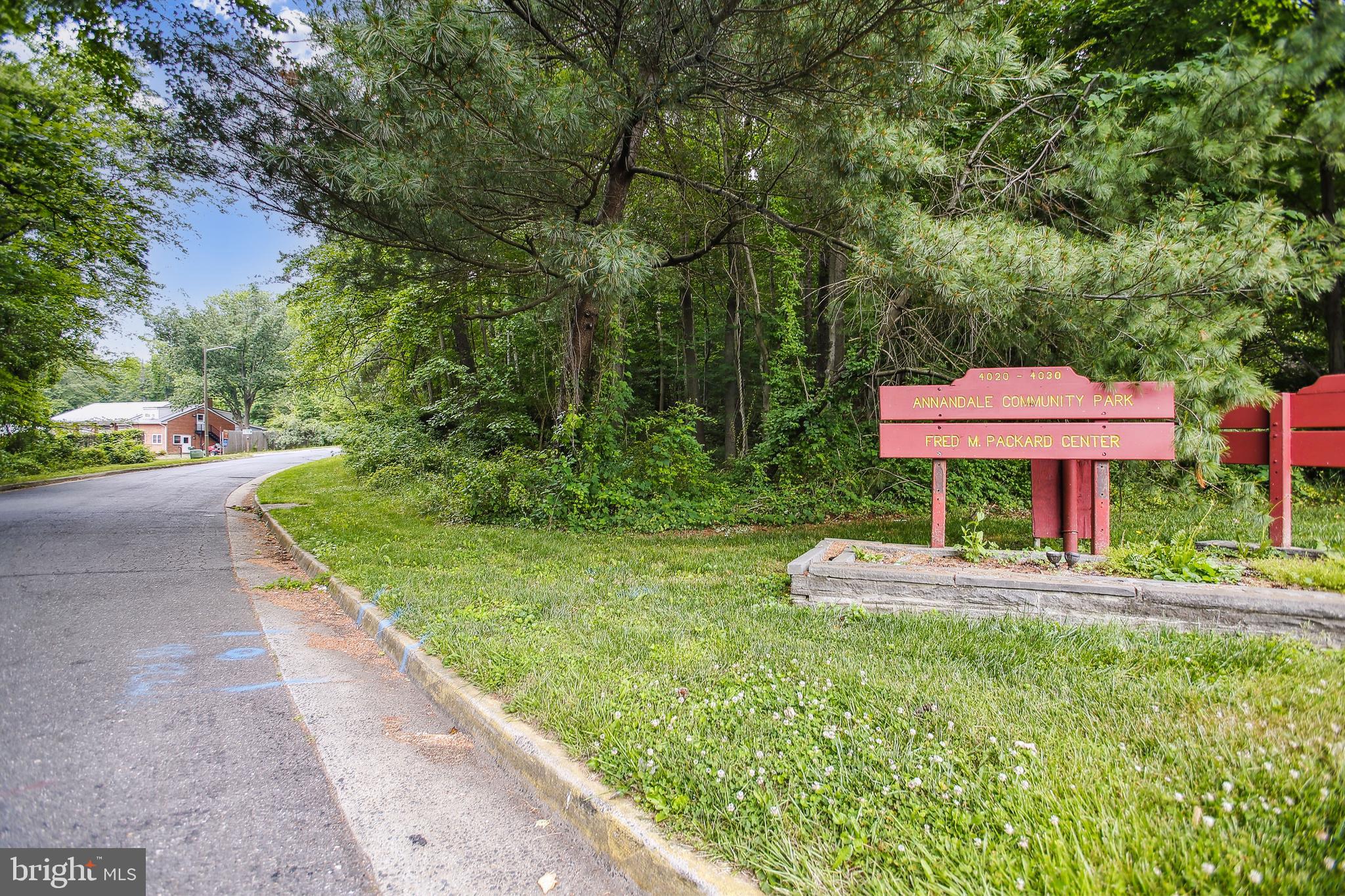 HERITAGE VILLAGE - Residential