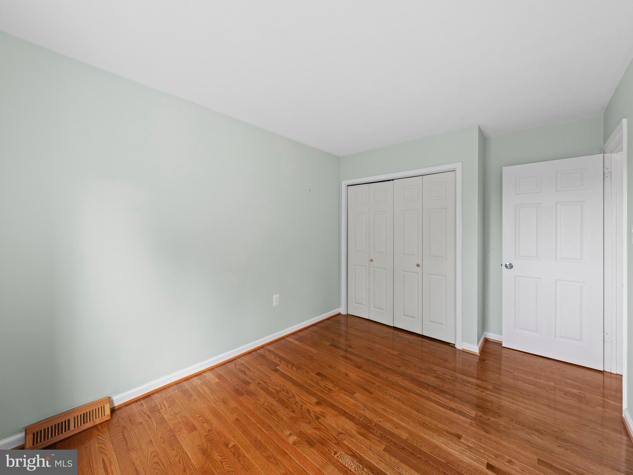 HERITAGE VILLAGE - Residential