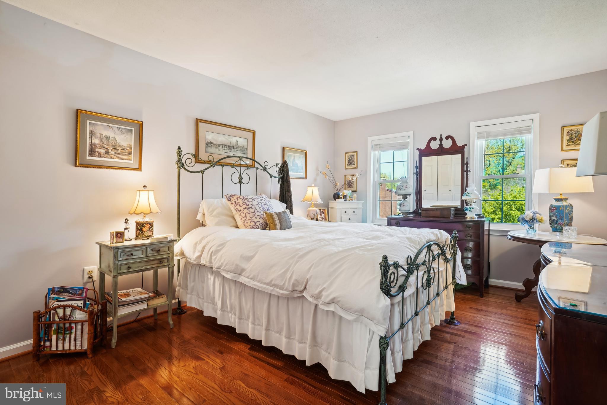 HERITAGE VILLAGE - Residential