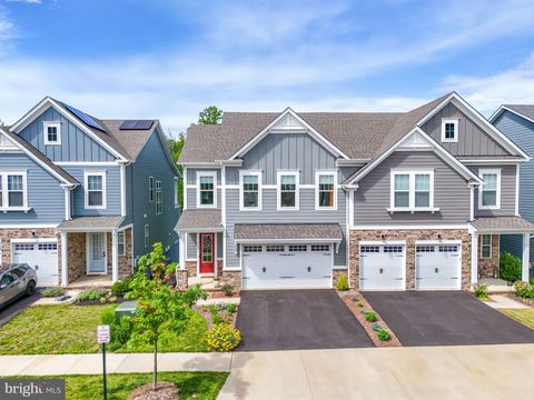 17941 WOODS OVERLOOK DRIVE DUMFRIES VA 22026