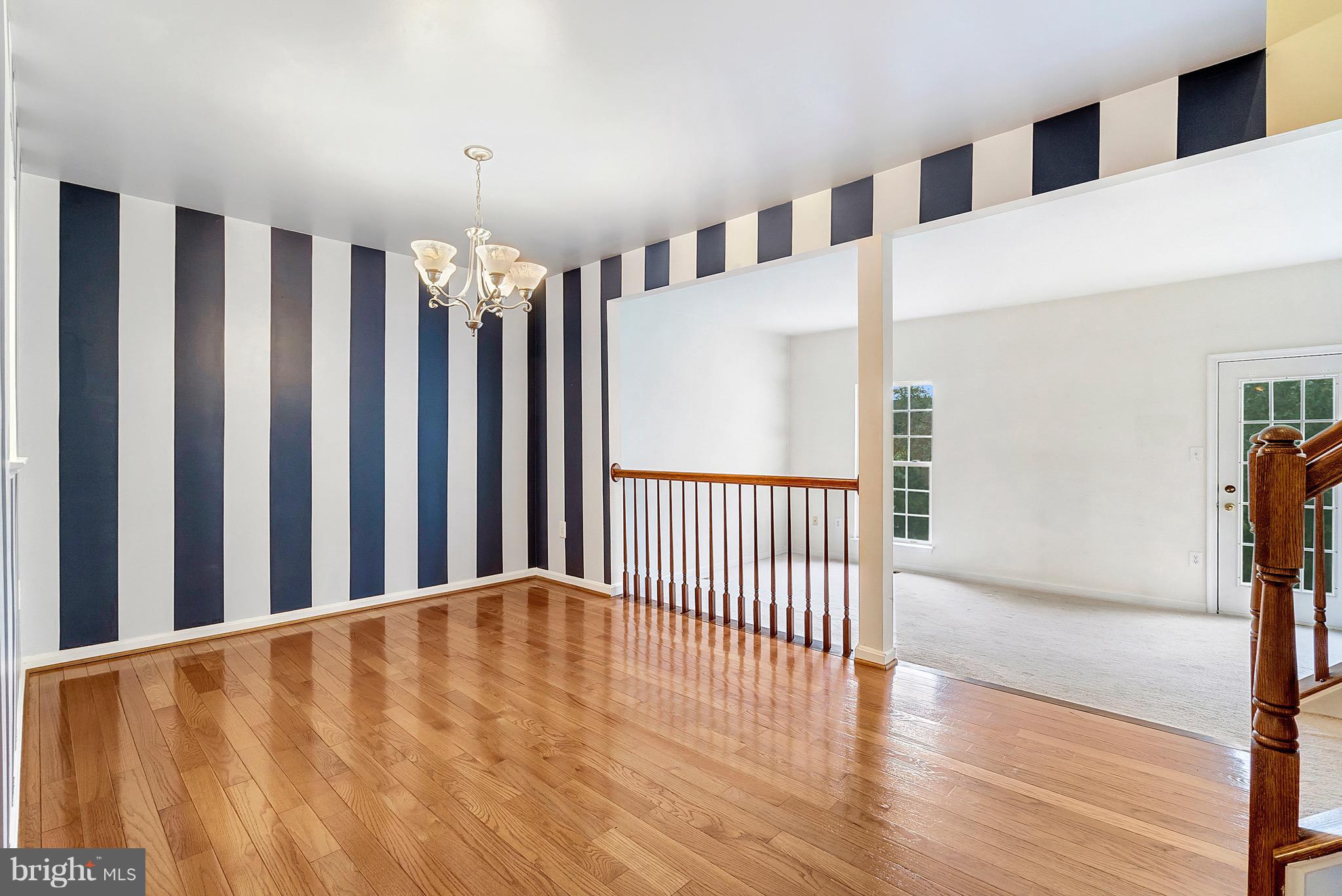 ASHBURN FARM - Residential