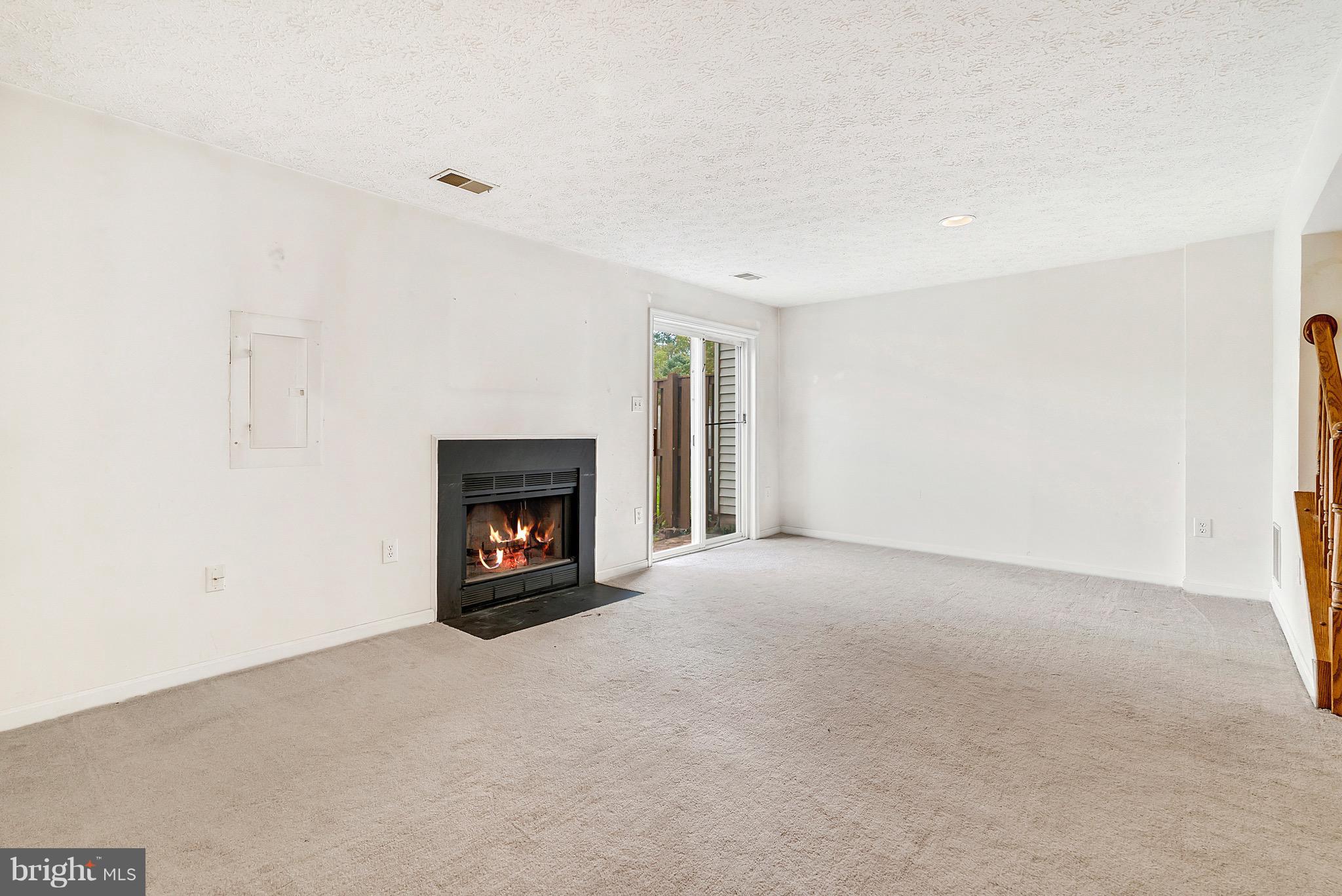 ASHBURN FARM - Residential