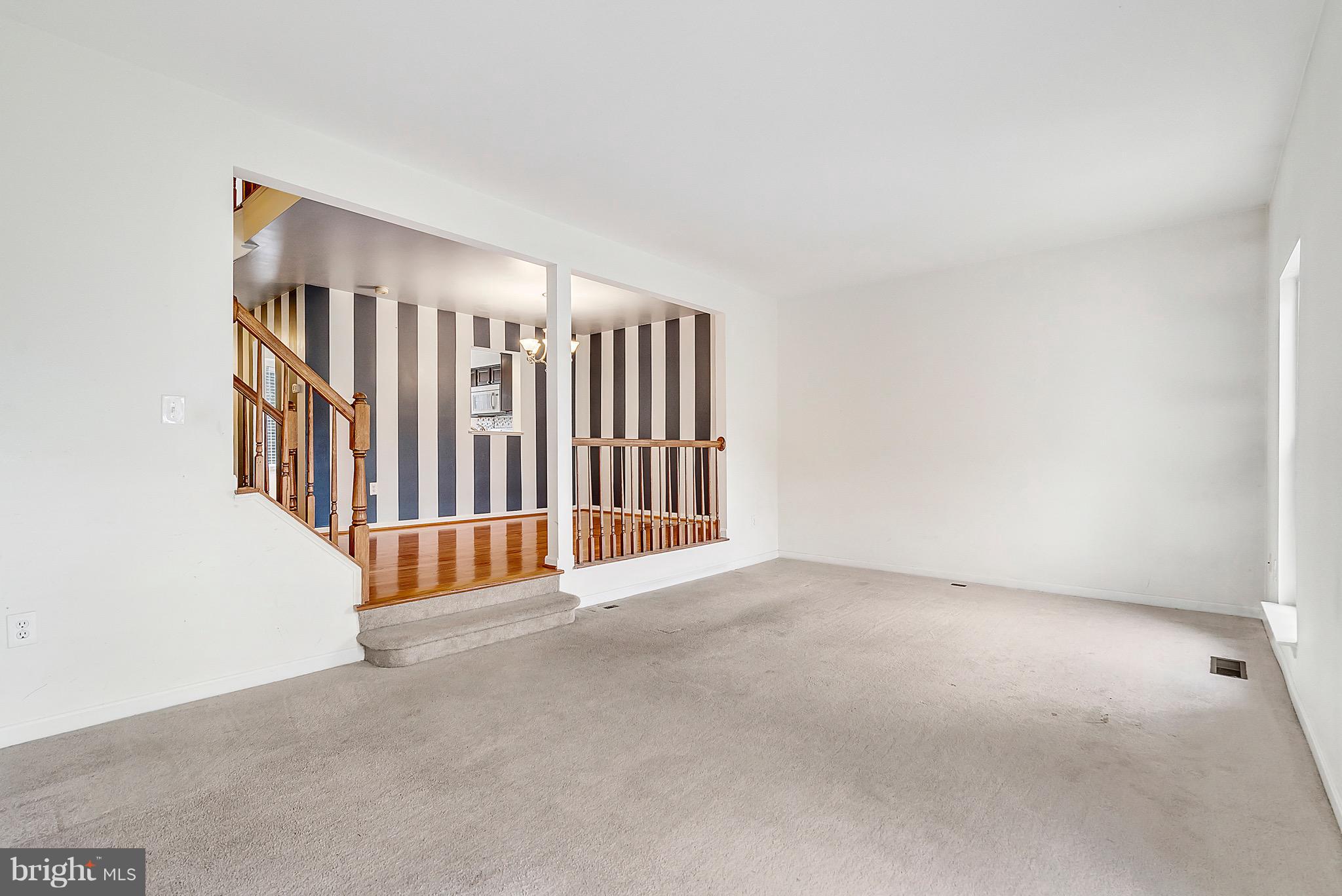 ASHBURN FARM - Residential