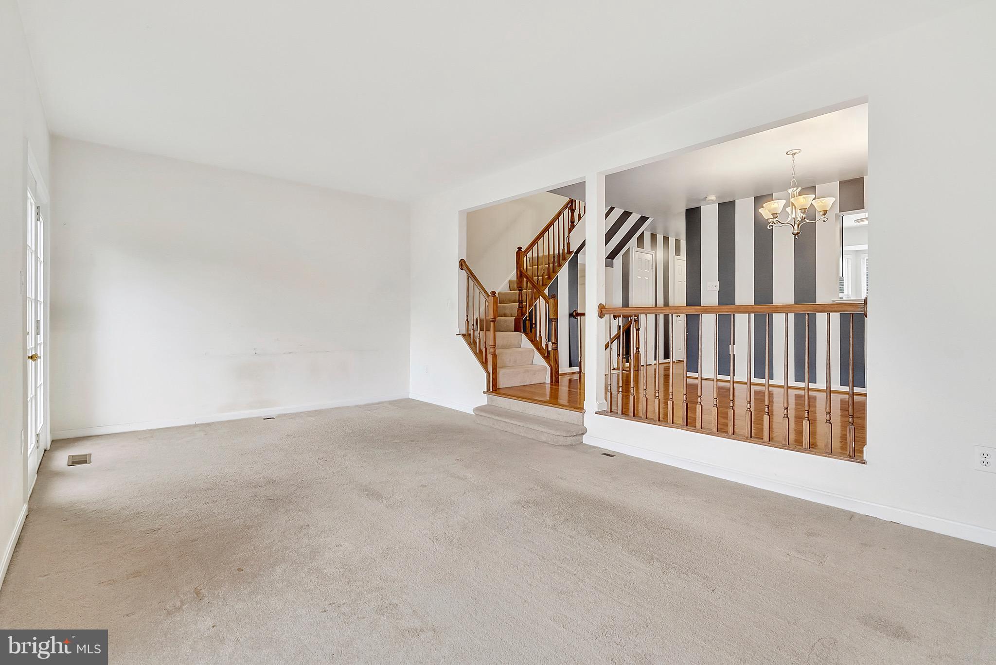 ASHBURN FARM - Residential