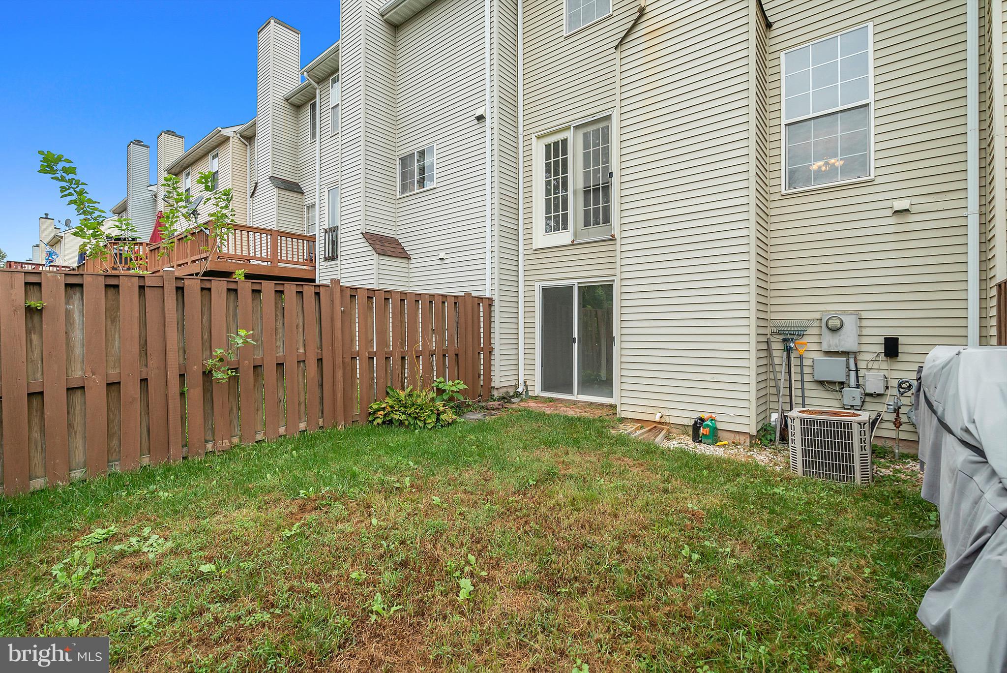 ASHBURN FARM - Residential