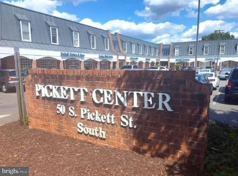 Photo of 50 S Pickett Street #208, ALEXANDRIA, VA 22304 (MLS # VAAX2060158)