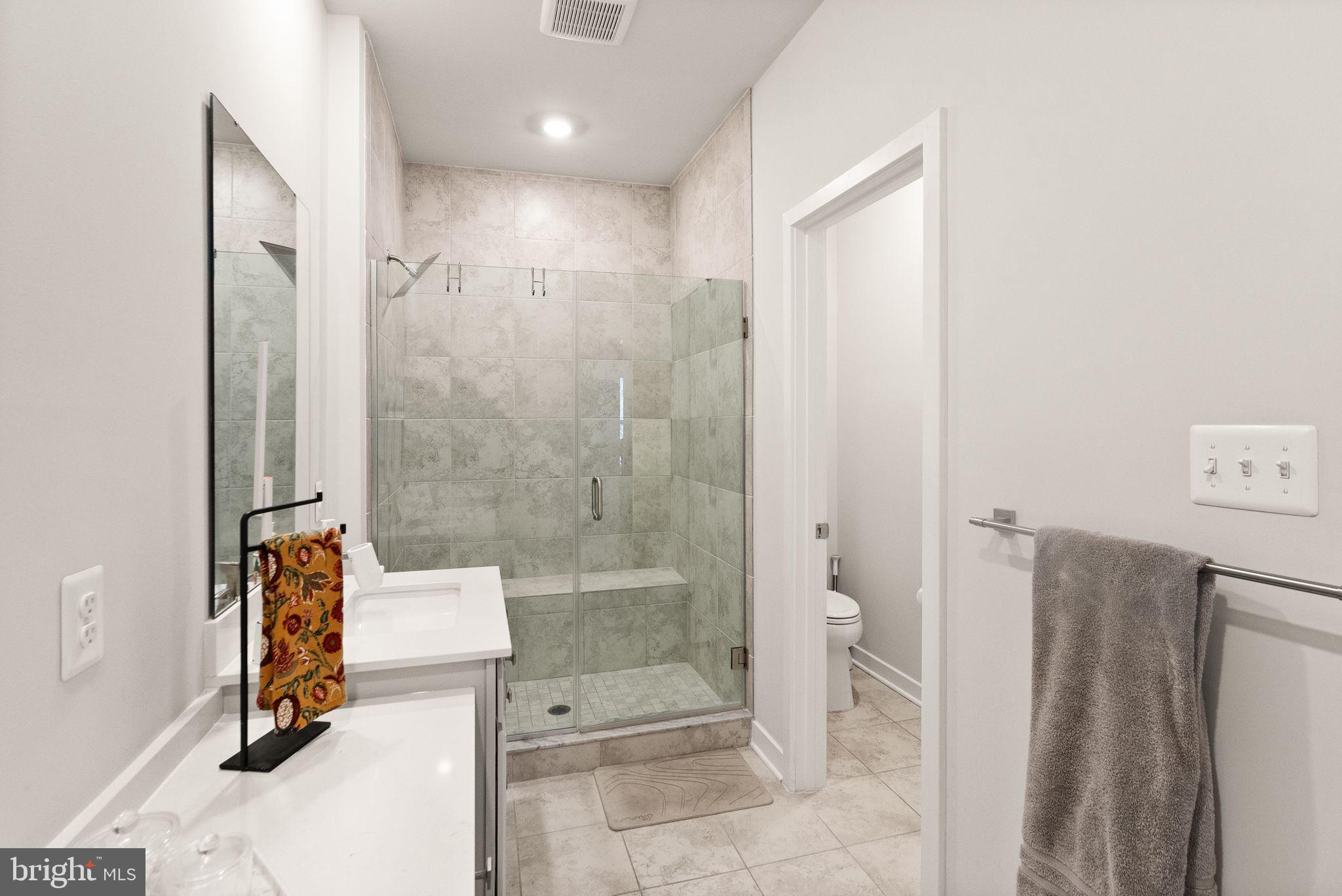 LAKE LINGANORE OAKDALE - Residential Lease