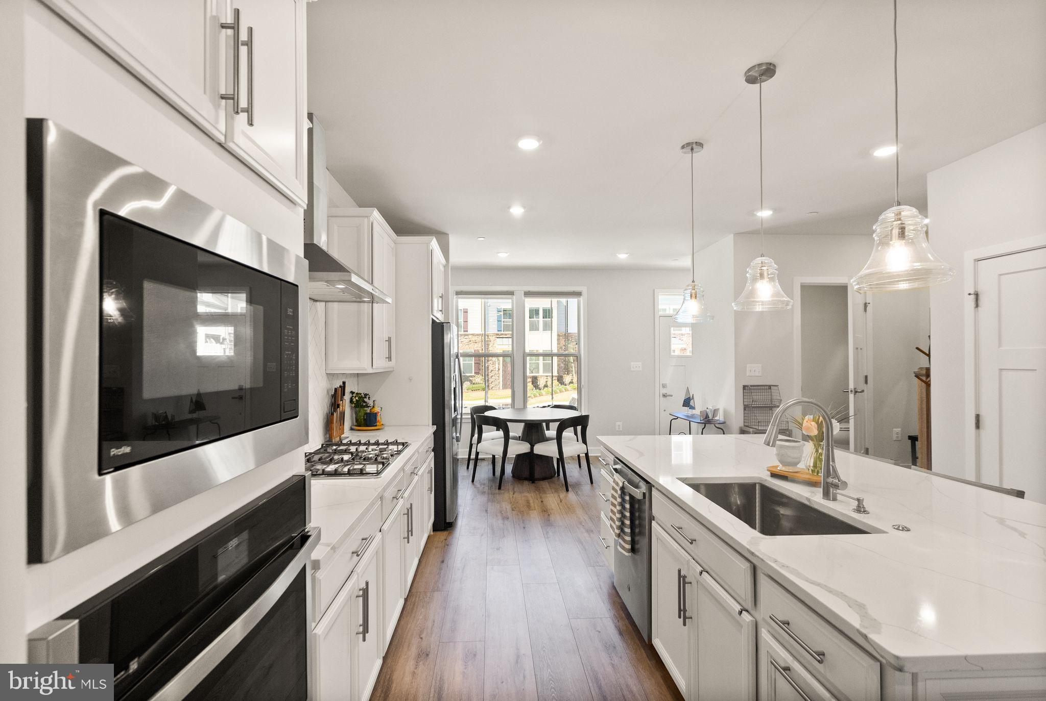 LAKE LINGANORE OAKDALE - Residential Lease