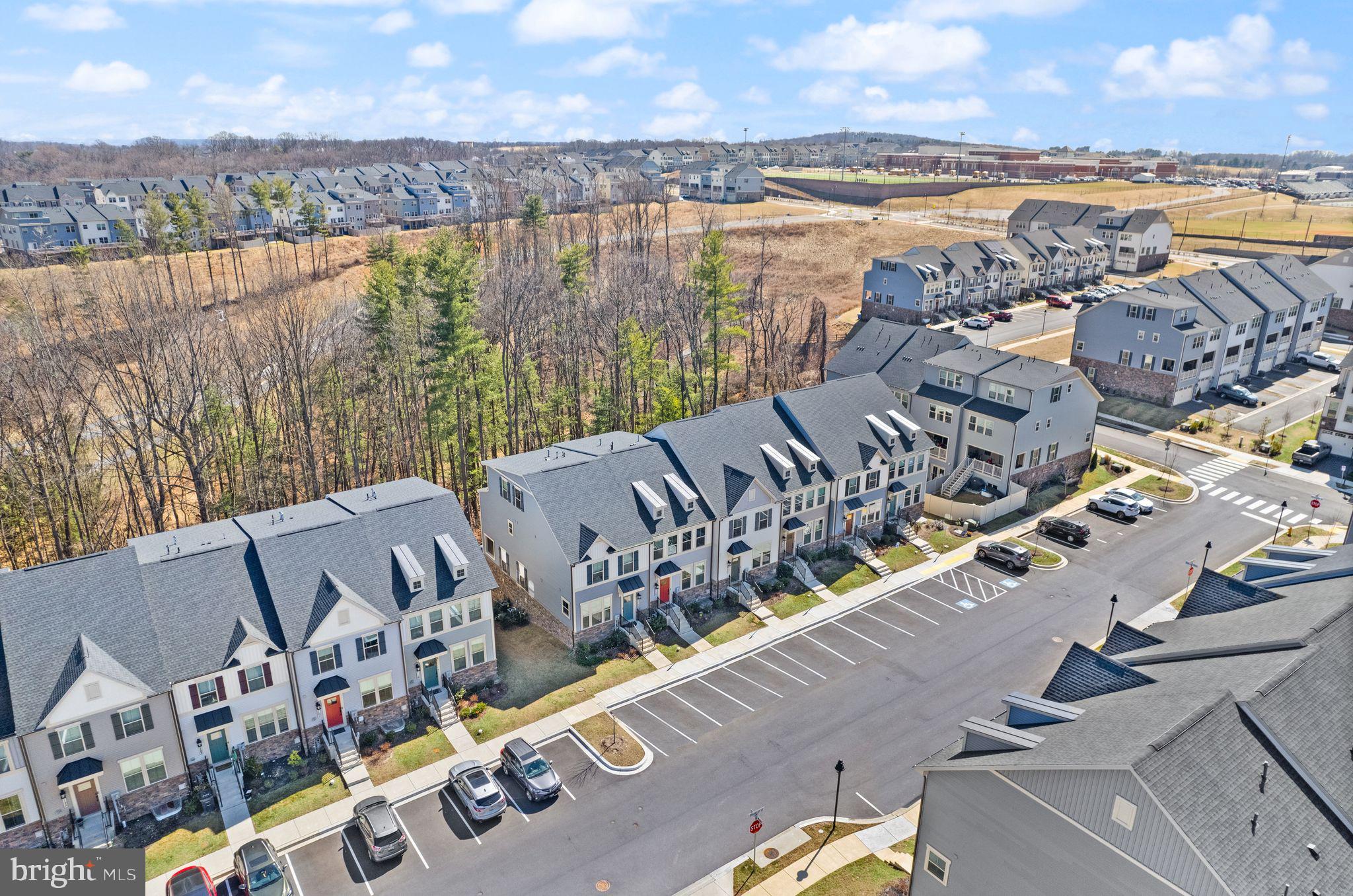 LAKE LINGANORE OAKDALE - Residential Lease