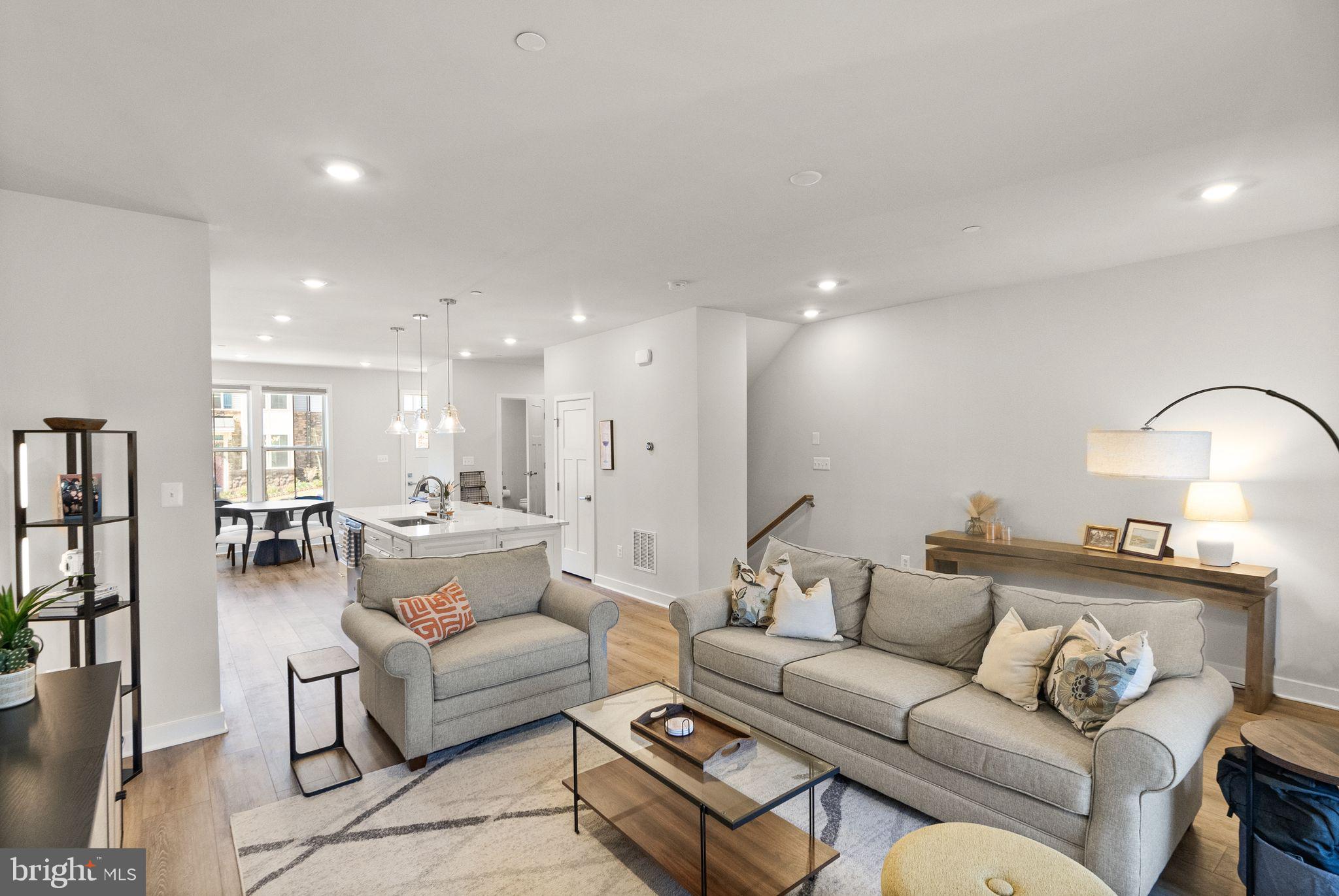 LAKE LINGANORE OAKDALE - Residential Lease