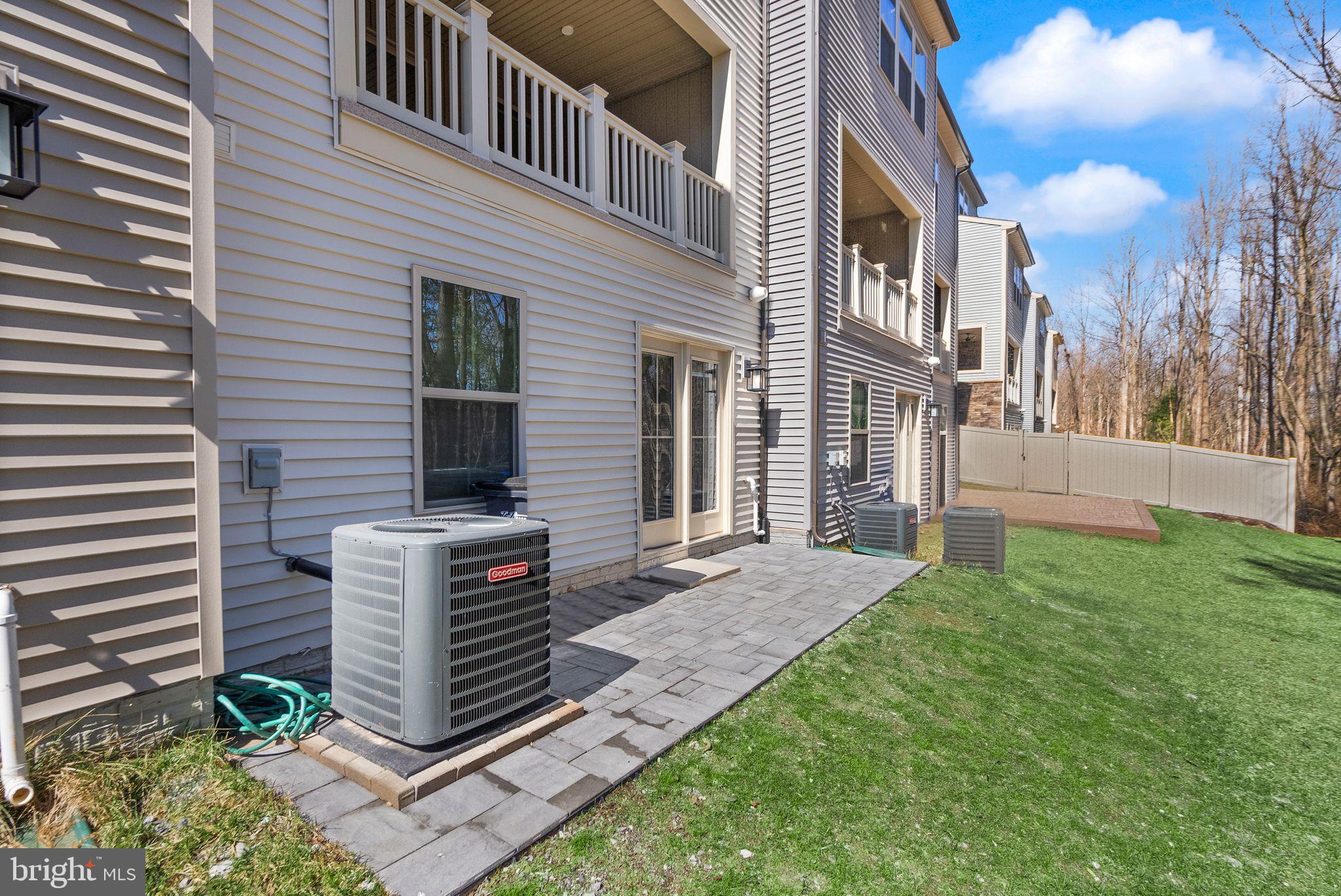 LAKE LINGANORE OAKDALE - Residential Lease