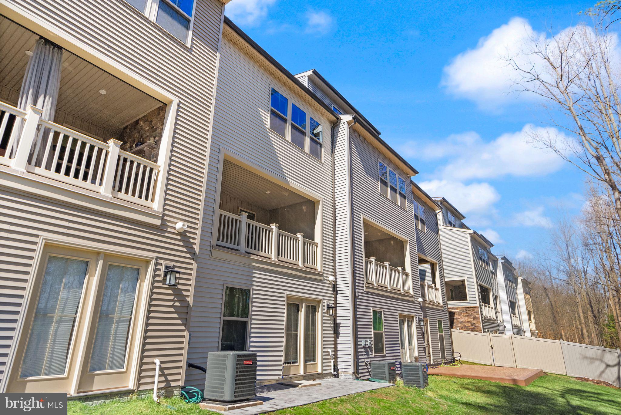 LAKE LINGANORE OAKDALE - Residential Lease