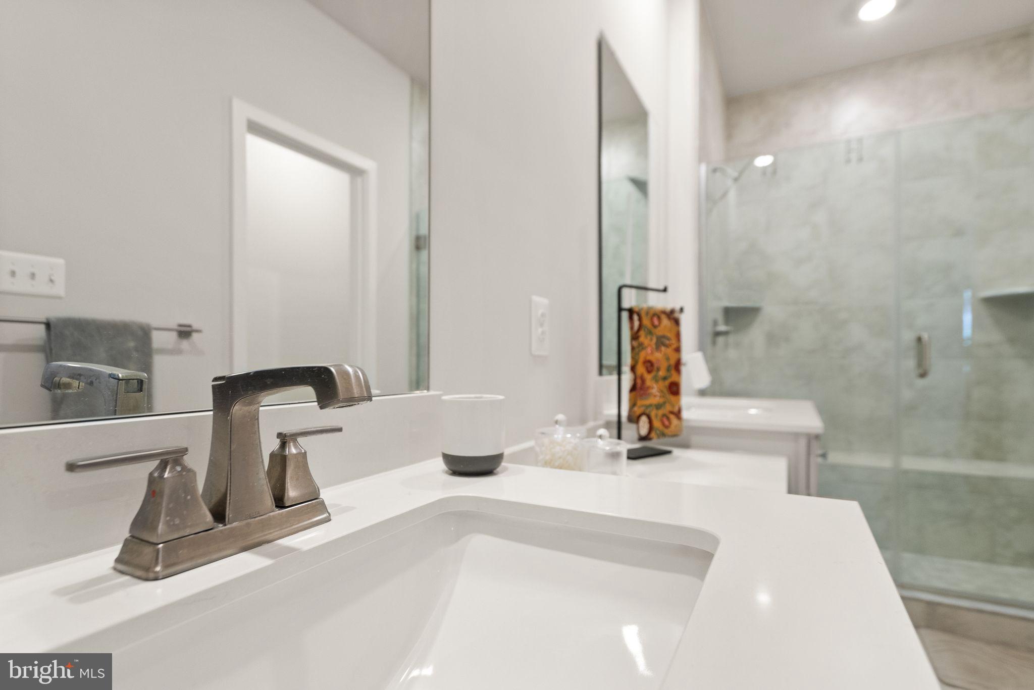 LAKE LINGANORE OAKDALE - Residential Lease