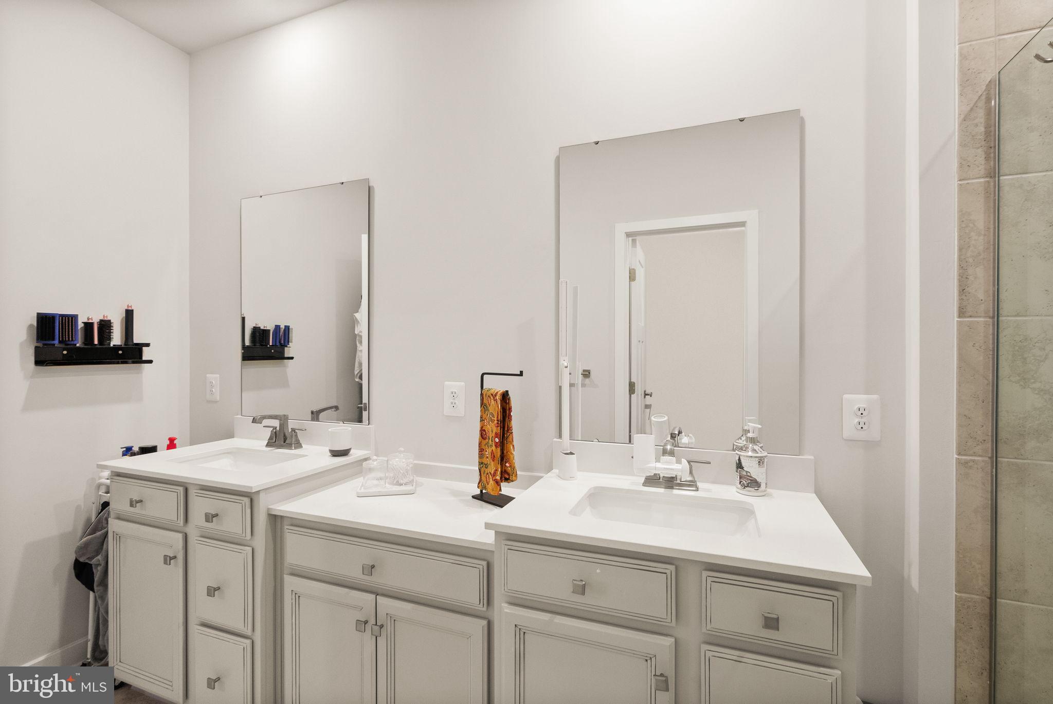 LAKE LINGANORE OAKDALE - Residential Lease