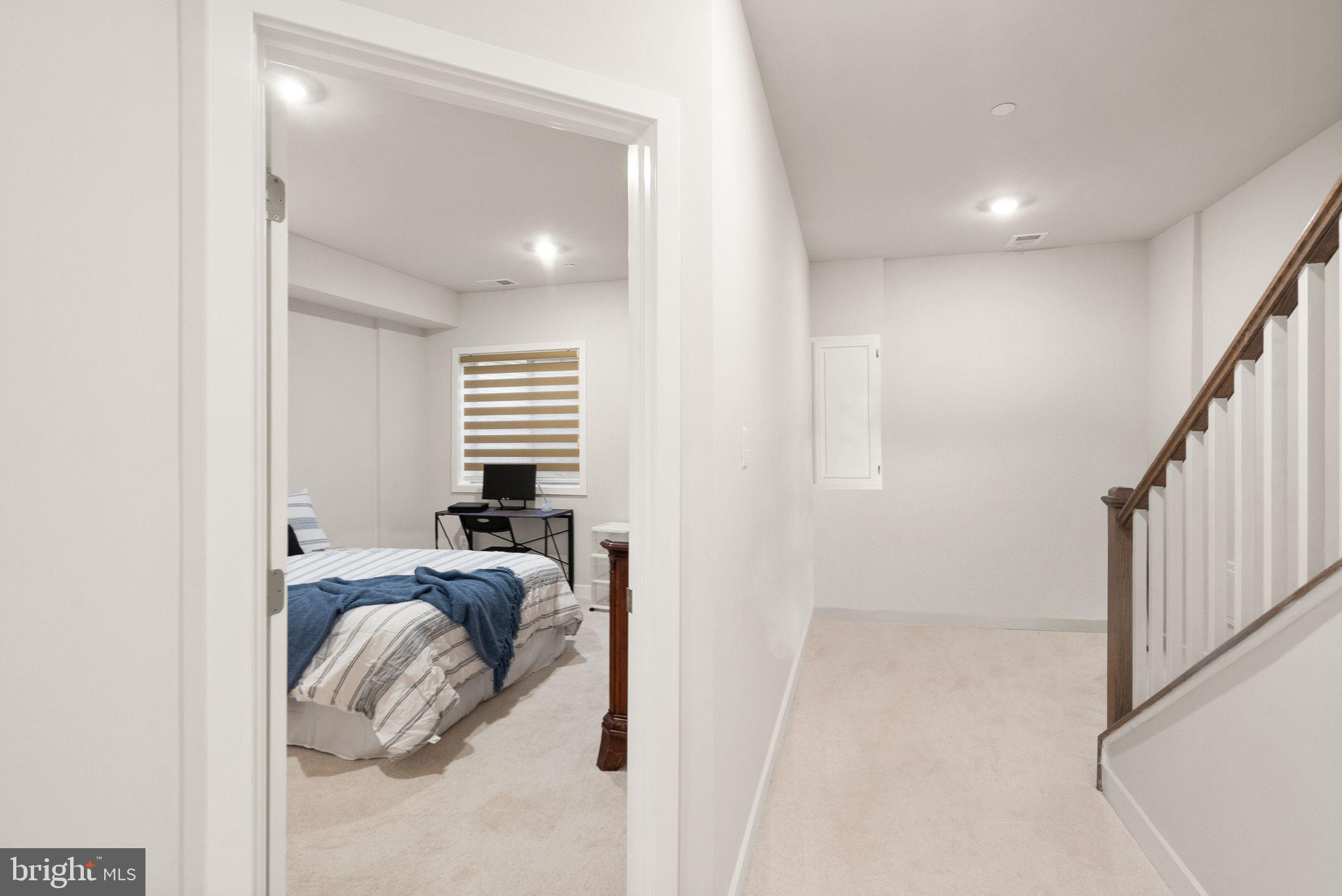 LAKE LINGANORE OAKDALE - Residential Lease