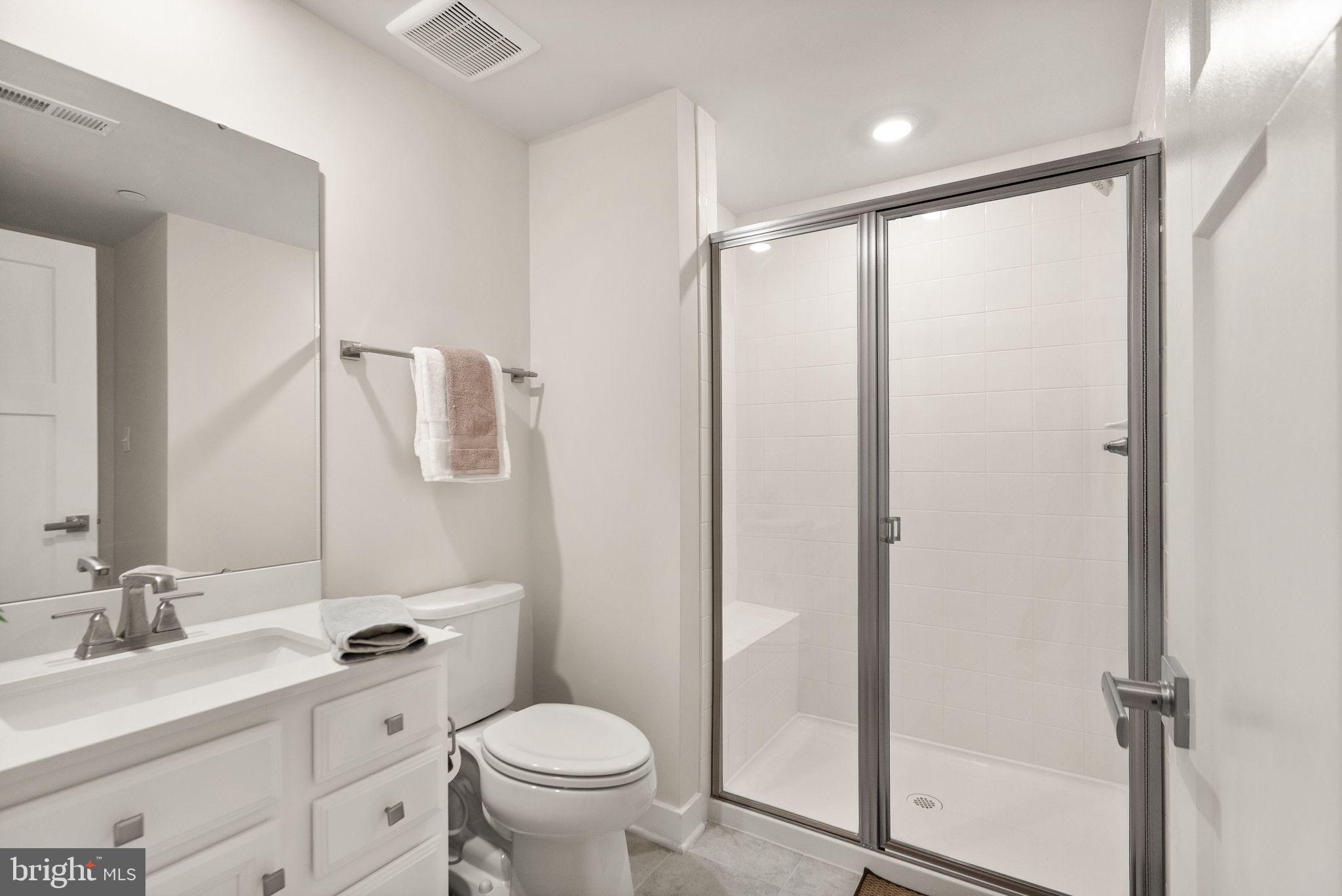 LAKE LINGANORE OAKDALE - Residential Lease