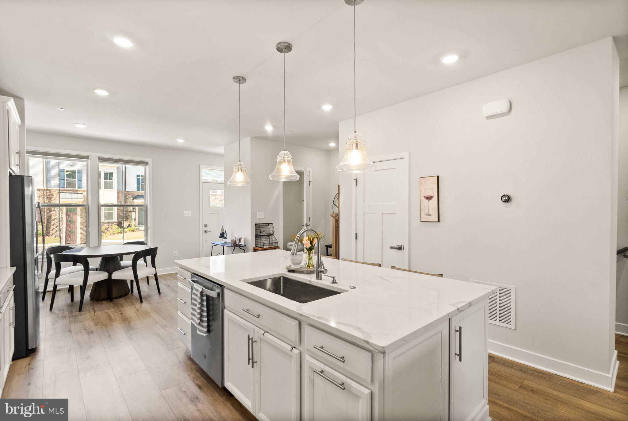 LAKE LINGANORE OAKDALE - Residential Lease