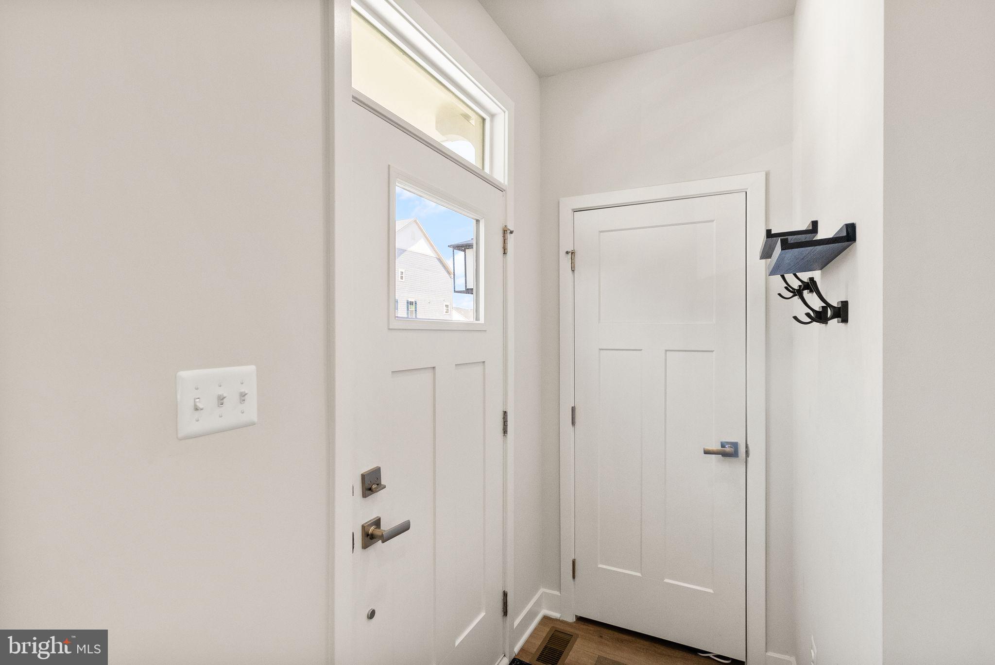 LAKE LINGANORE OAKDALE - Residential Lease