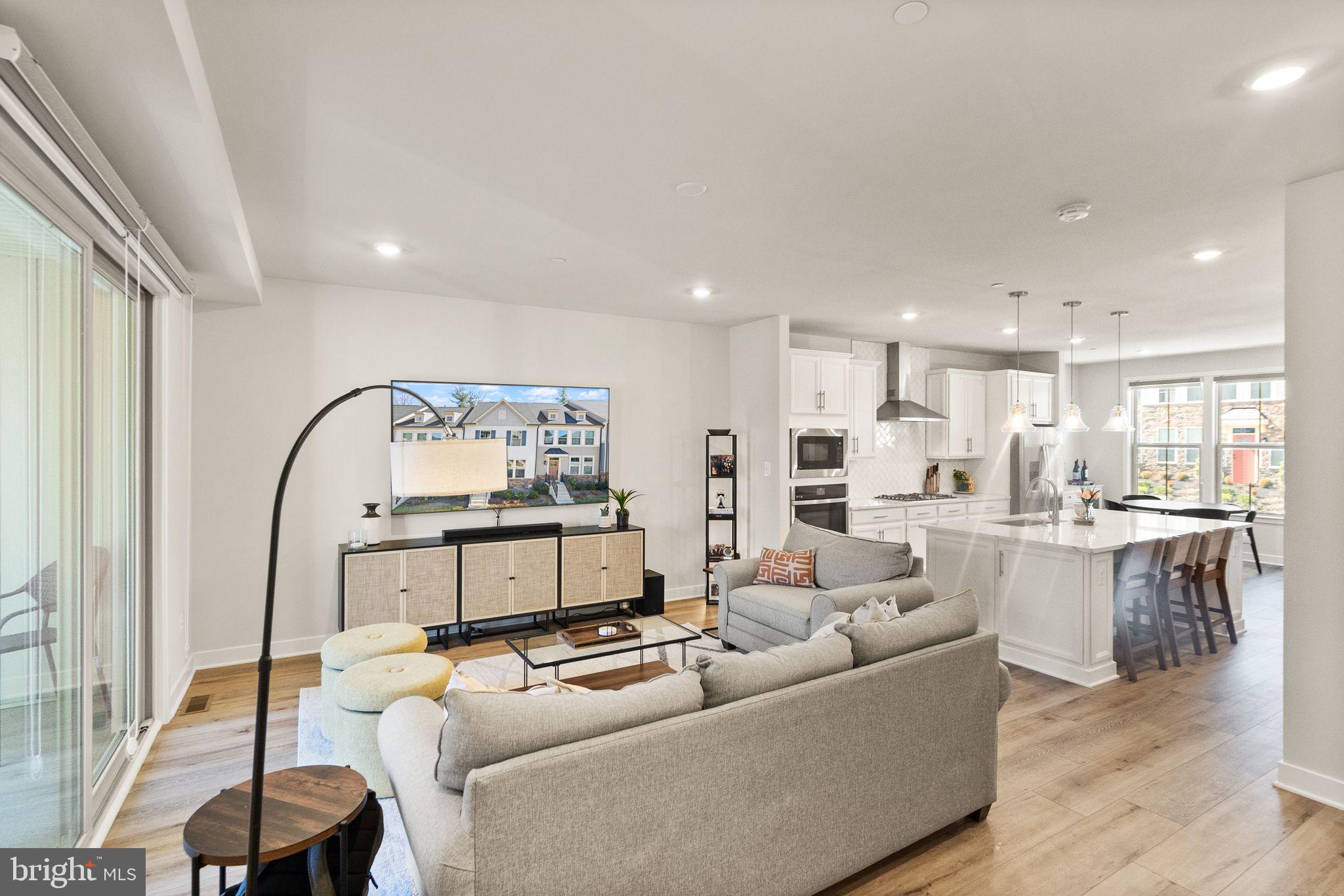 LAKE LINGANORE OAKDALE - Residential Lease