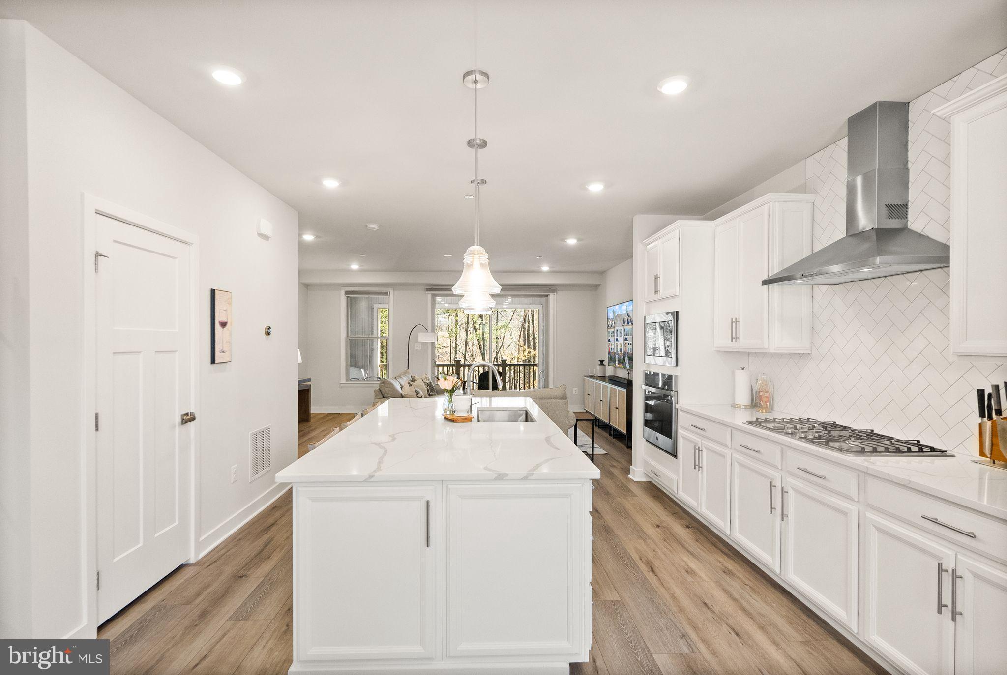 LAKE LINGANORE OAKDALE - Residential Lease