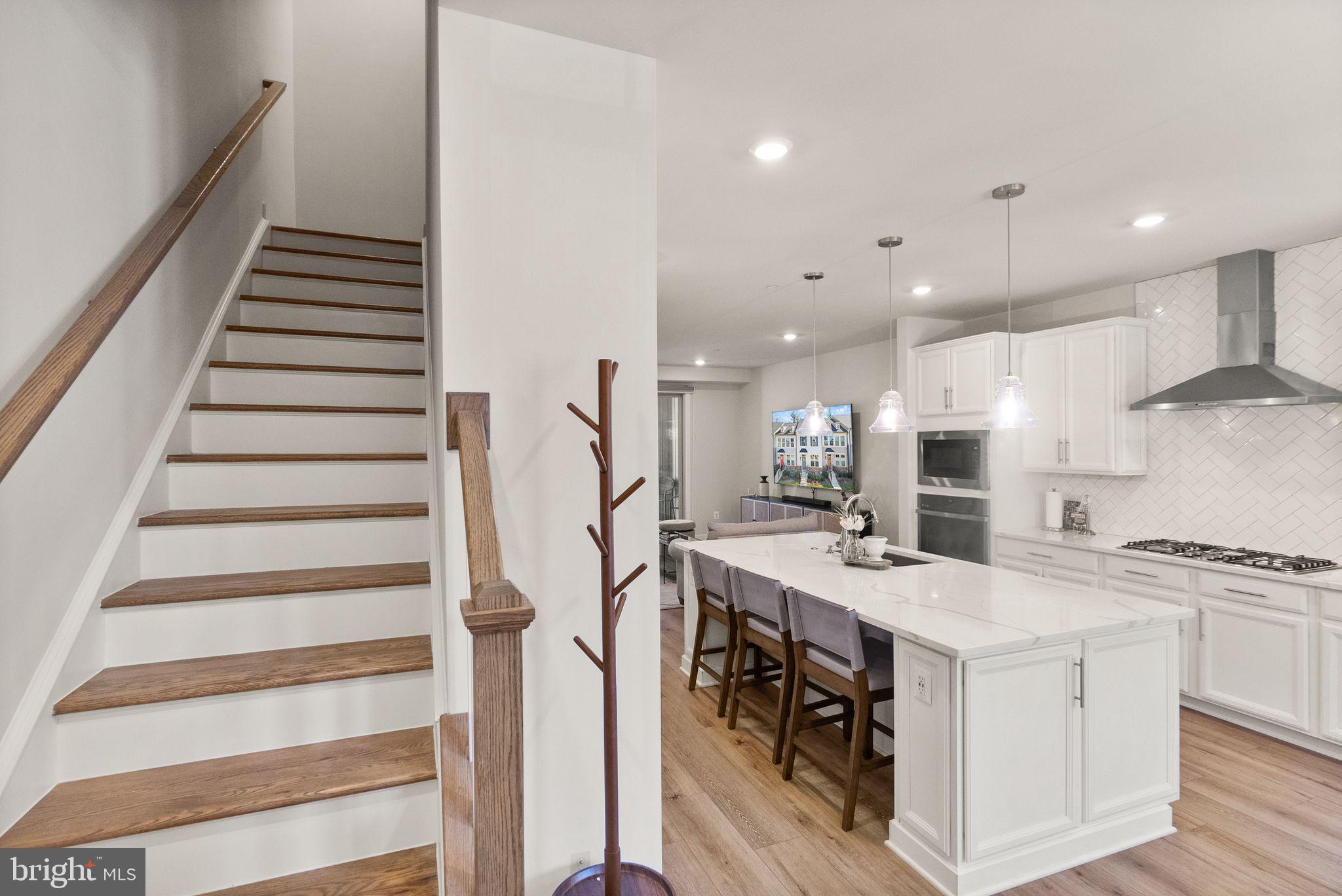 LAKE LINGANORE OAKDALE - Residential Lease