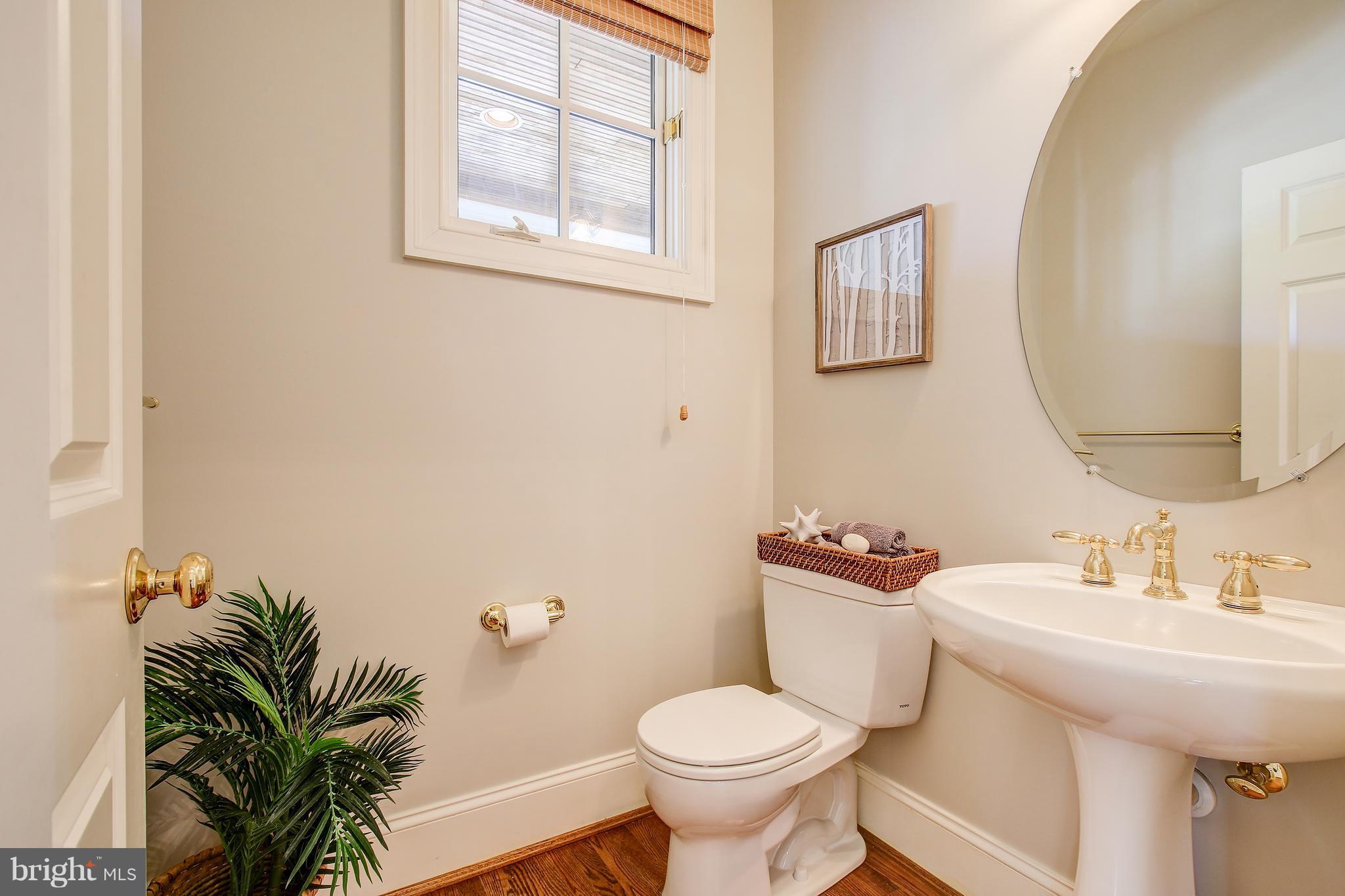 COUNTRY CLUB VILLAGE - Residential